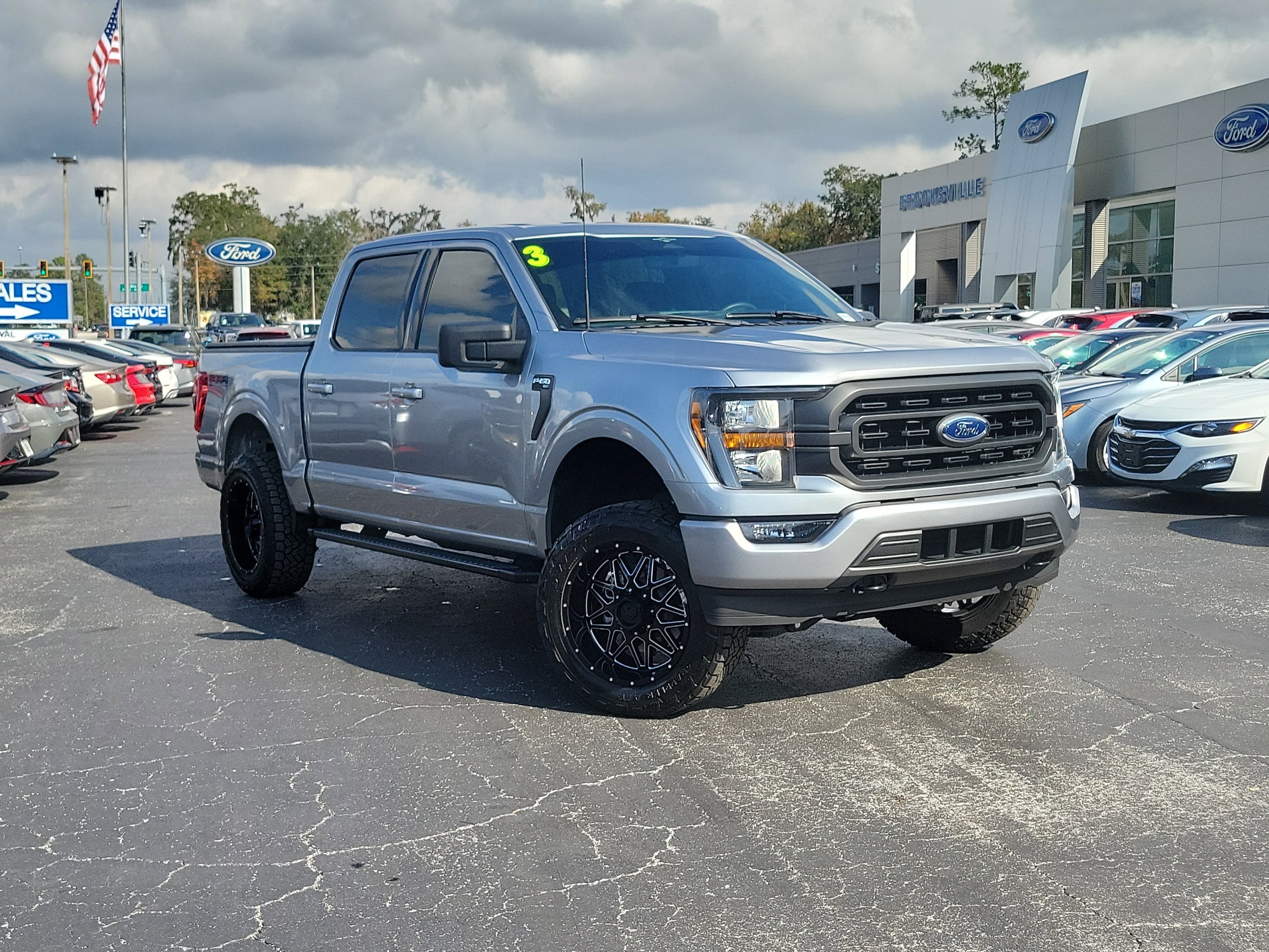 2023 Ford F-150 XLT's photo