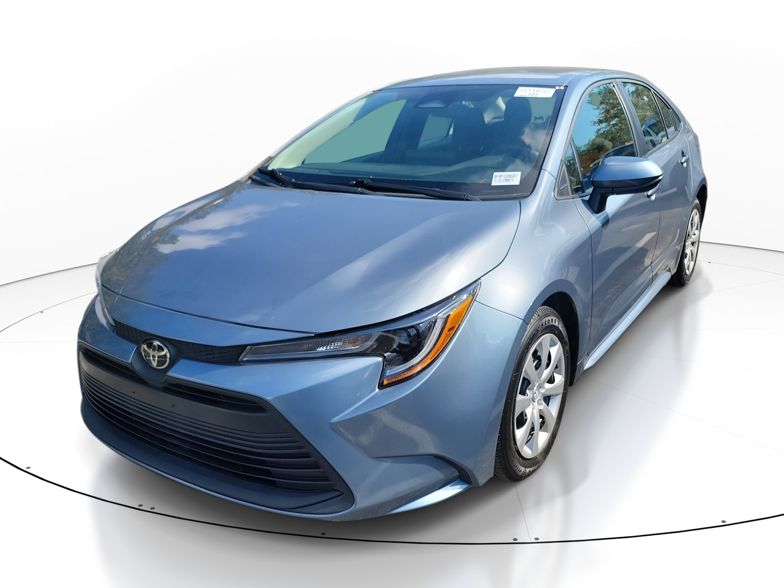 2024 Toyota Corolla LE photo 3
