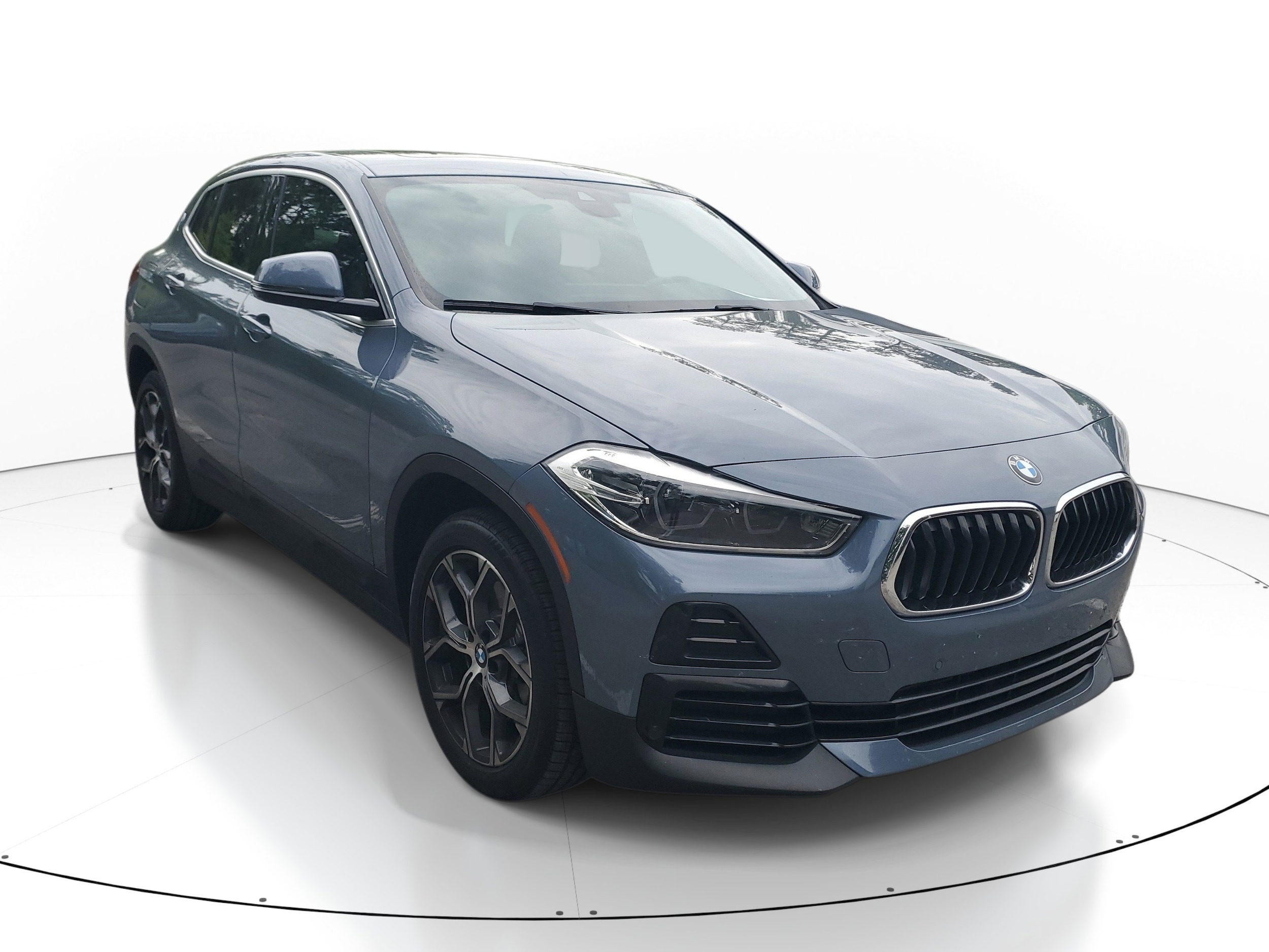 2023 BMW X2 sDrive28i's photo