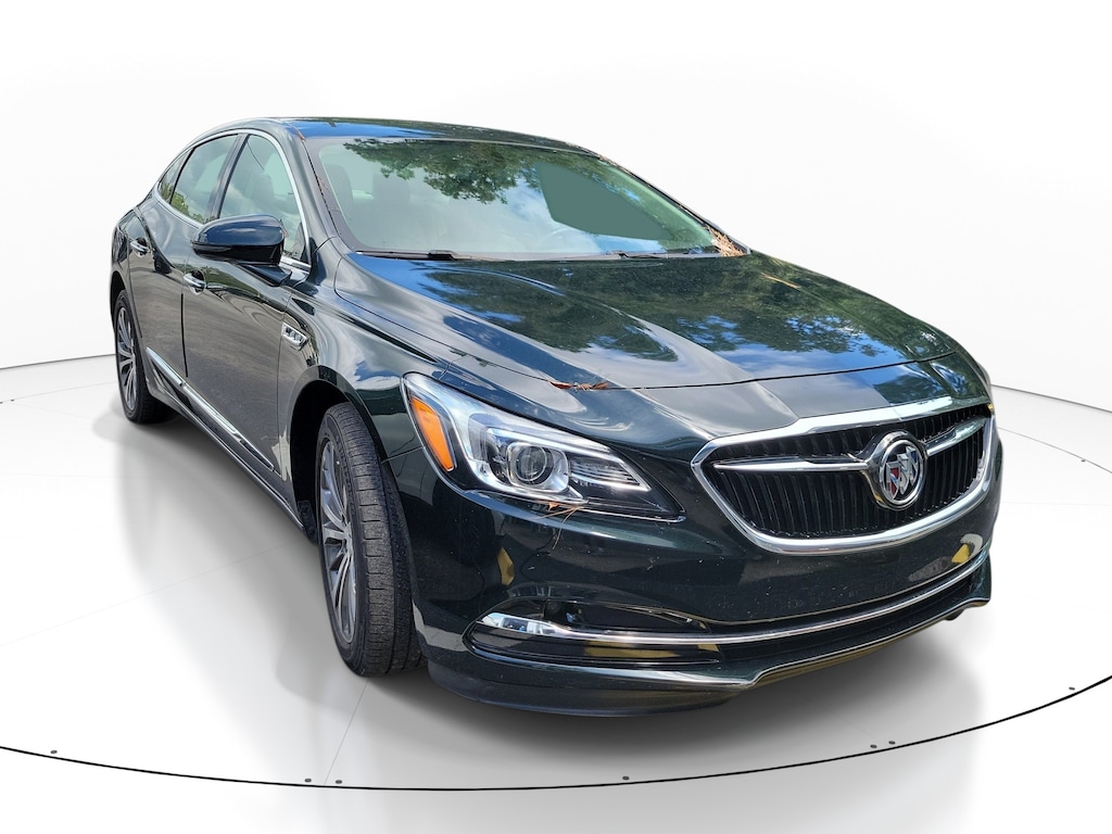 Used 2017 Buick LaCrosse Essence Sedan