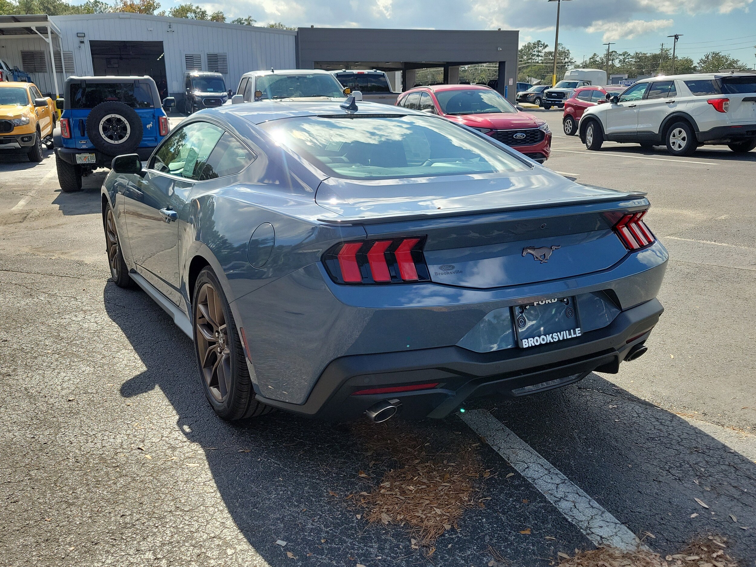 2026 Ford Mustang photo 2