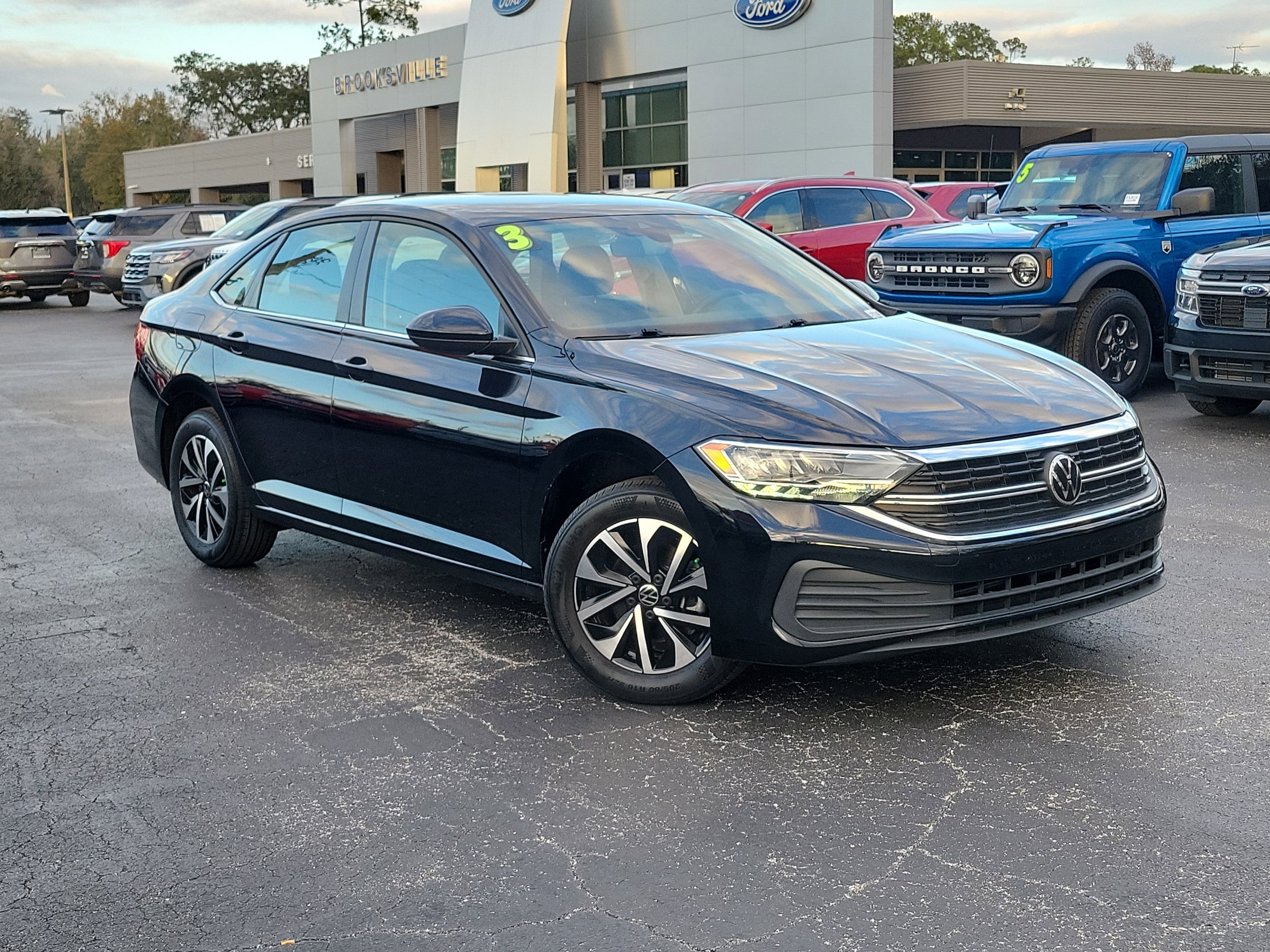 2023 Volkswagen Jetta S's photo