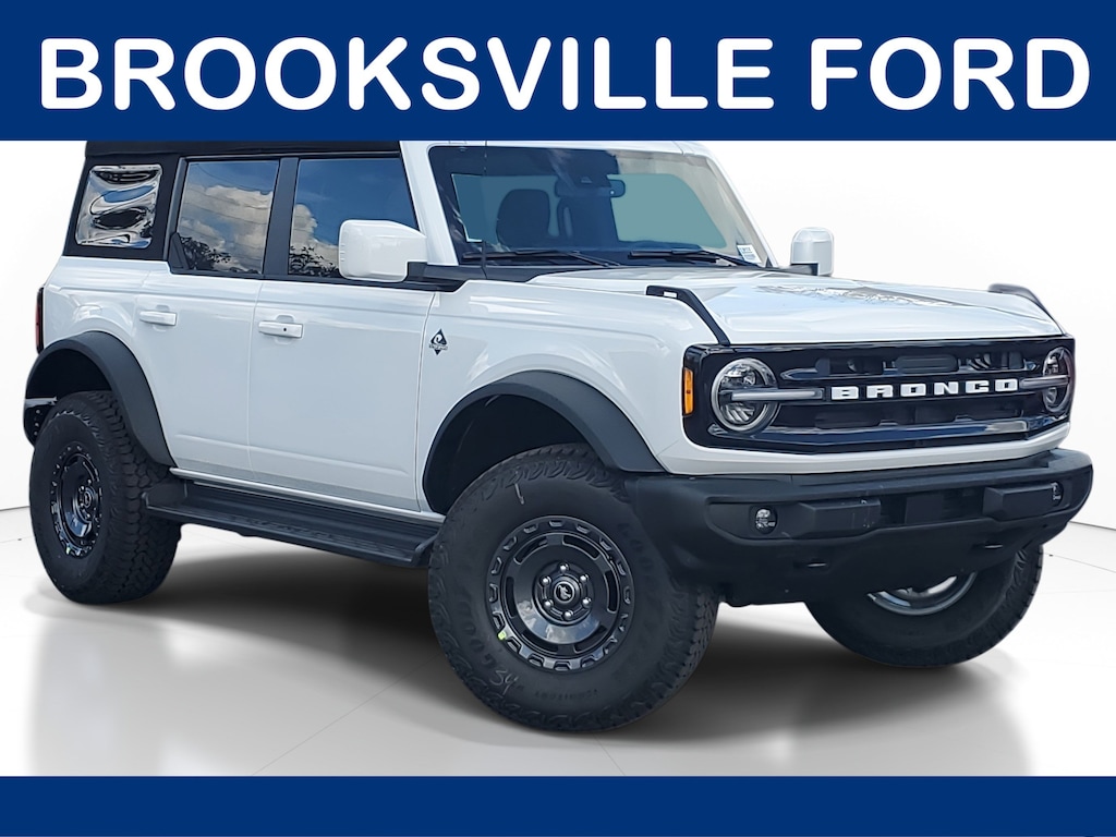 New 2025 Ford Bronco Outer Banks SUV