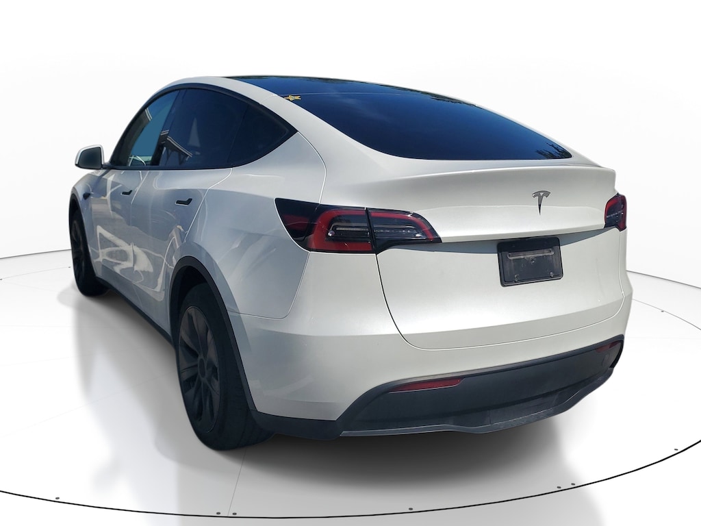 Used 2024 Tesla Model Y Standard Range SUV