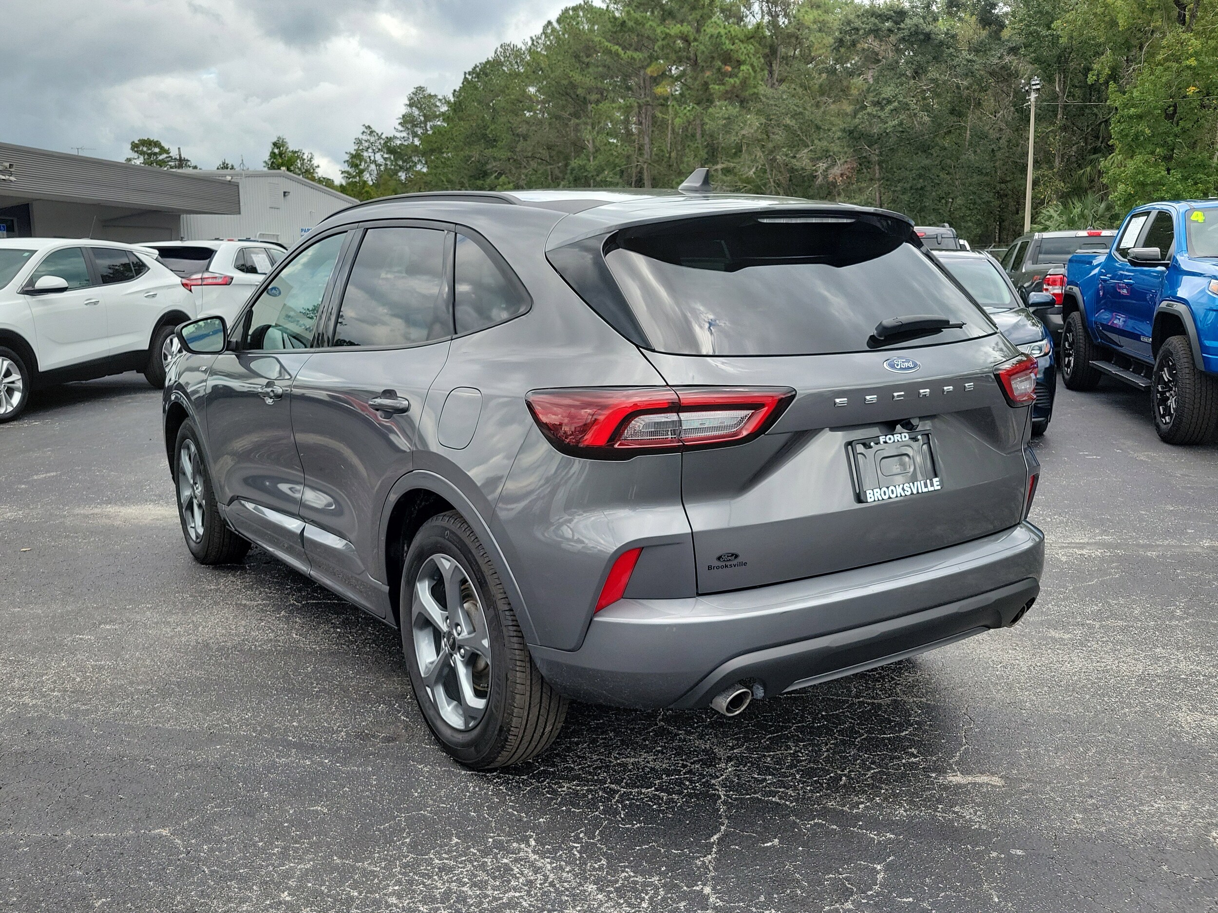 2024 Ford Escape ST-Line photo 3