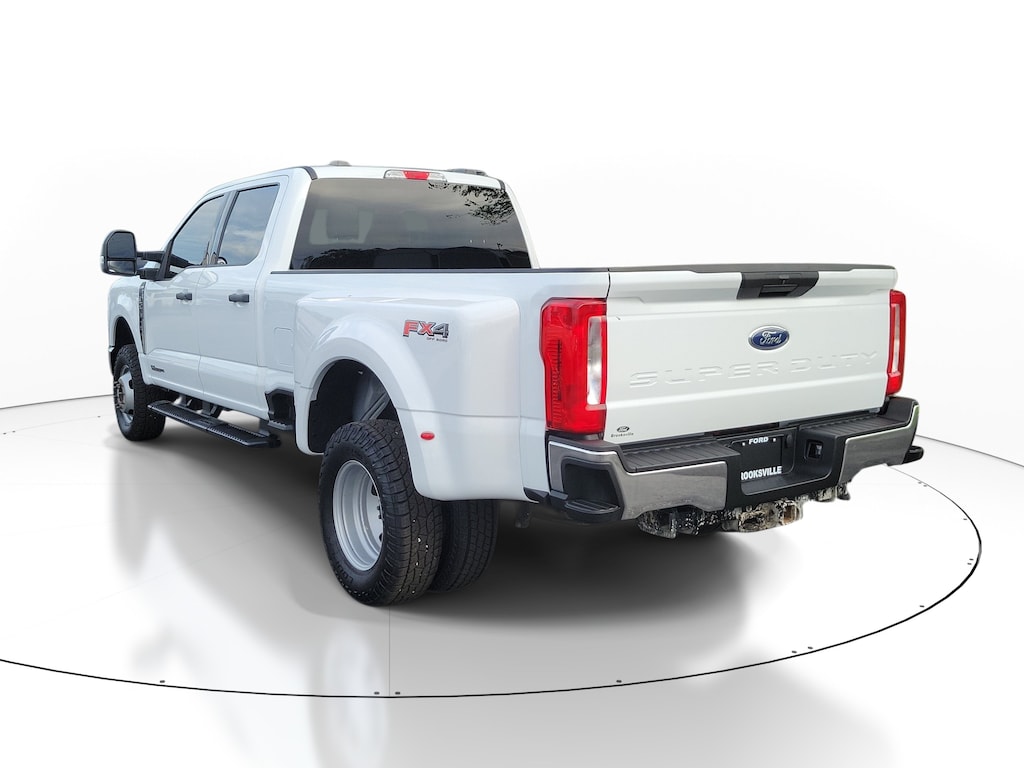 Used 2024 Ford F-350 XLT Truck Crew Cab