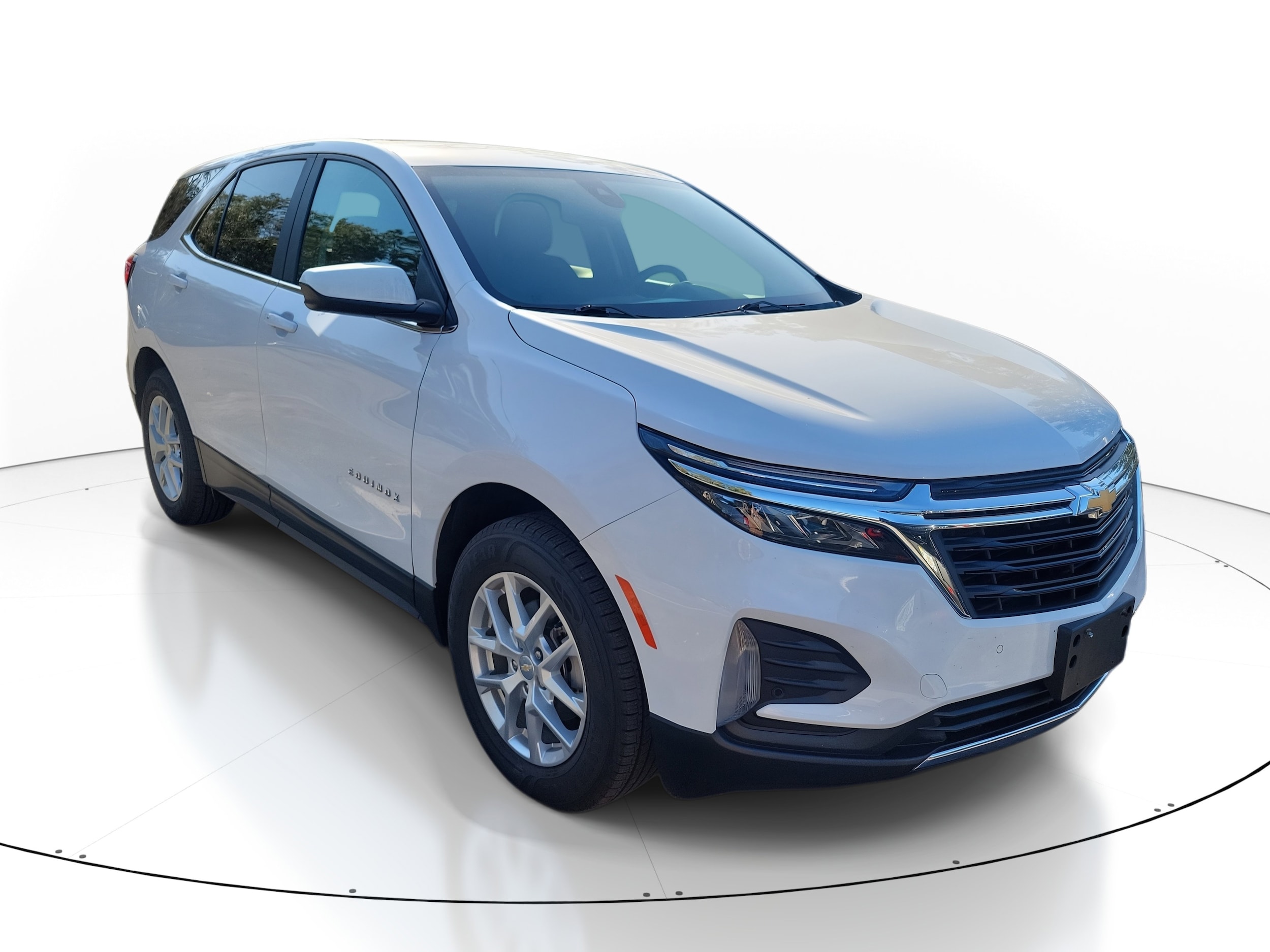 2022 Chevrolet Equinox LT's photo
