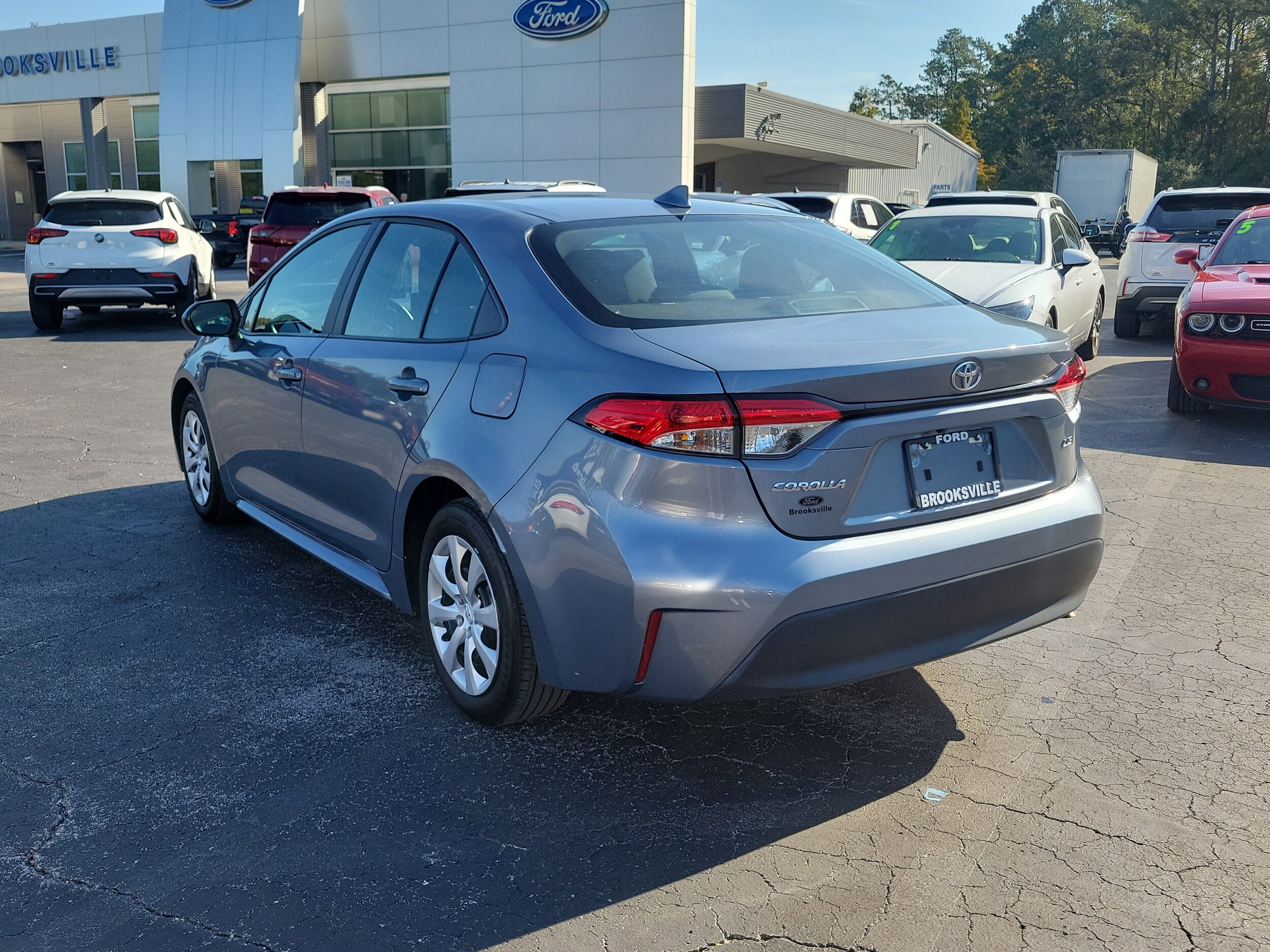 2024 Toyota Corolla LE photo 2