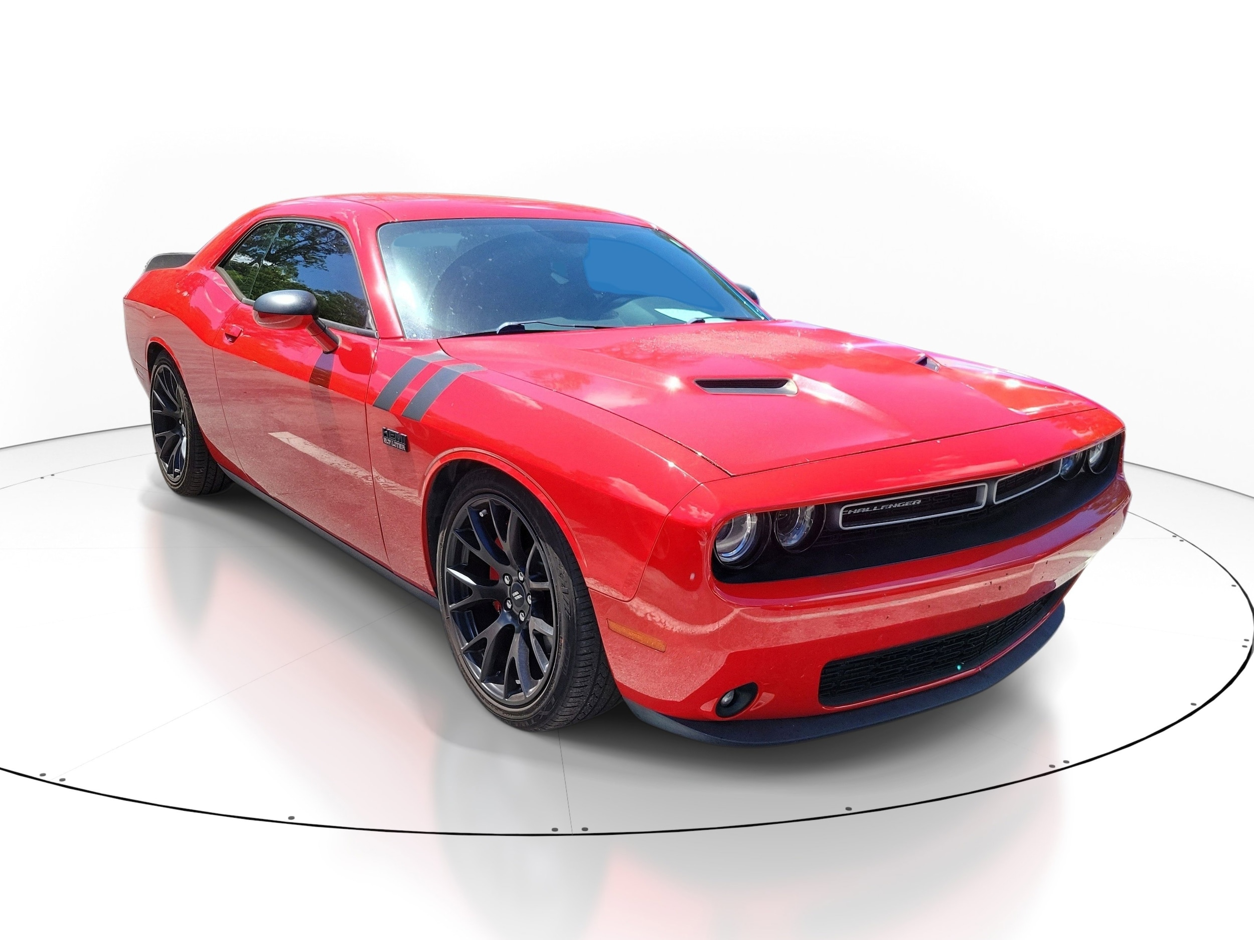 2016 Dodge Challenger R/T's photo