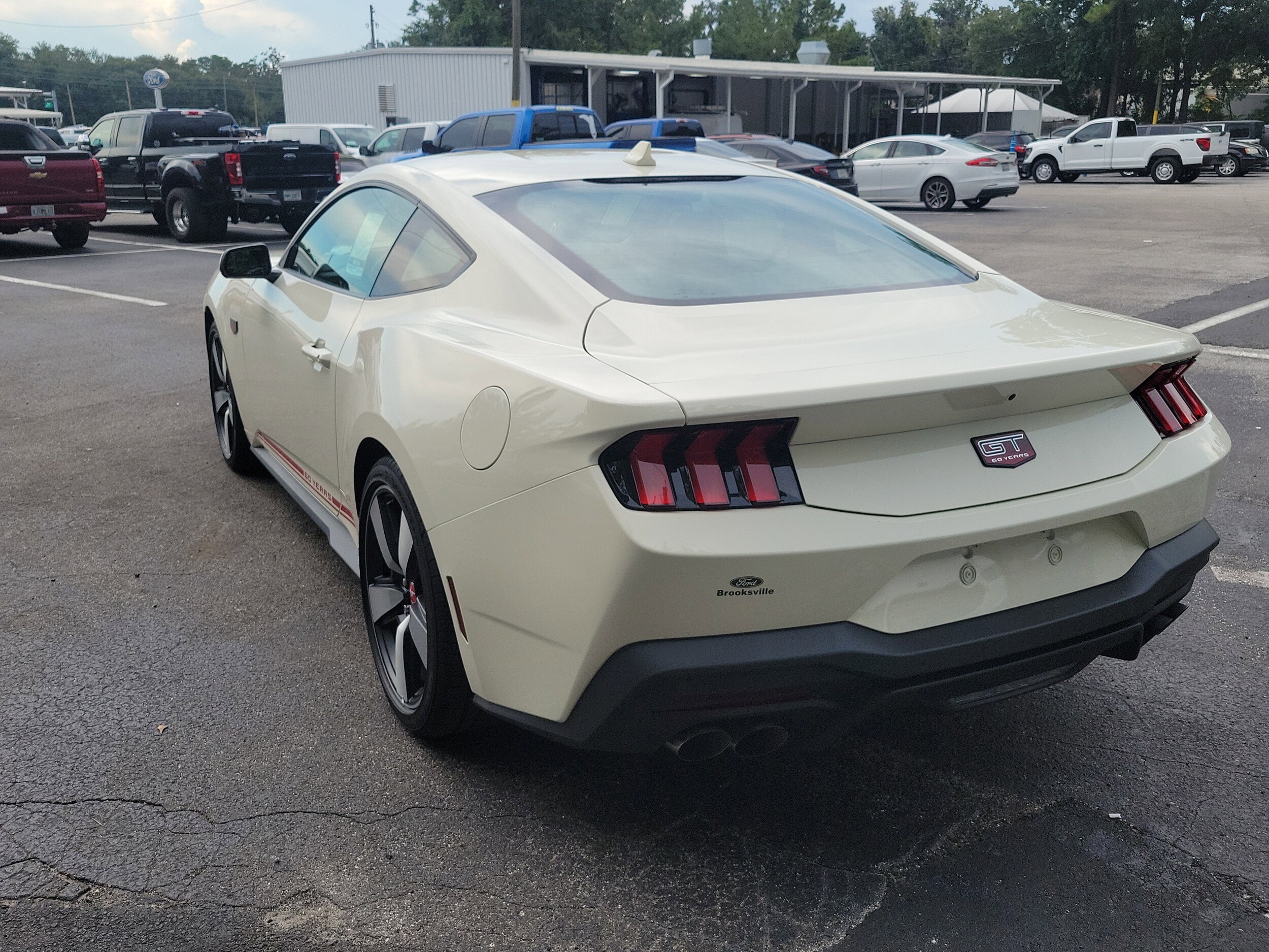 2025 Ford Mustang GT Premium photo 4