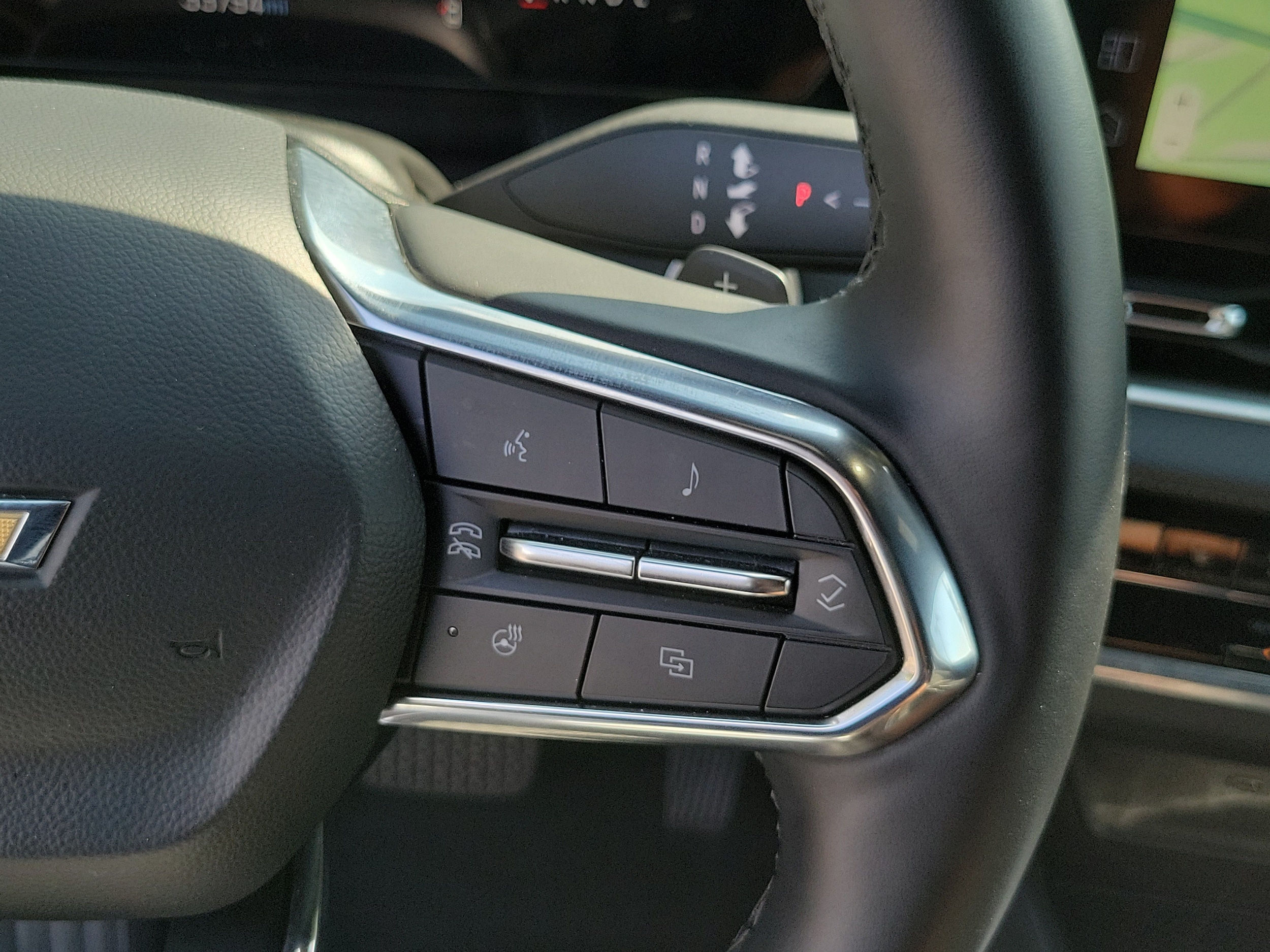 2025 Chevrolet Equinox LT - Photo 25