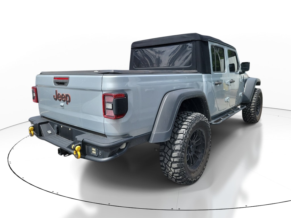 Used 2023 Jeep Gladiator Mojave Truck Crew Cab