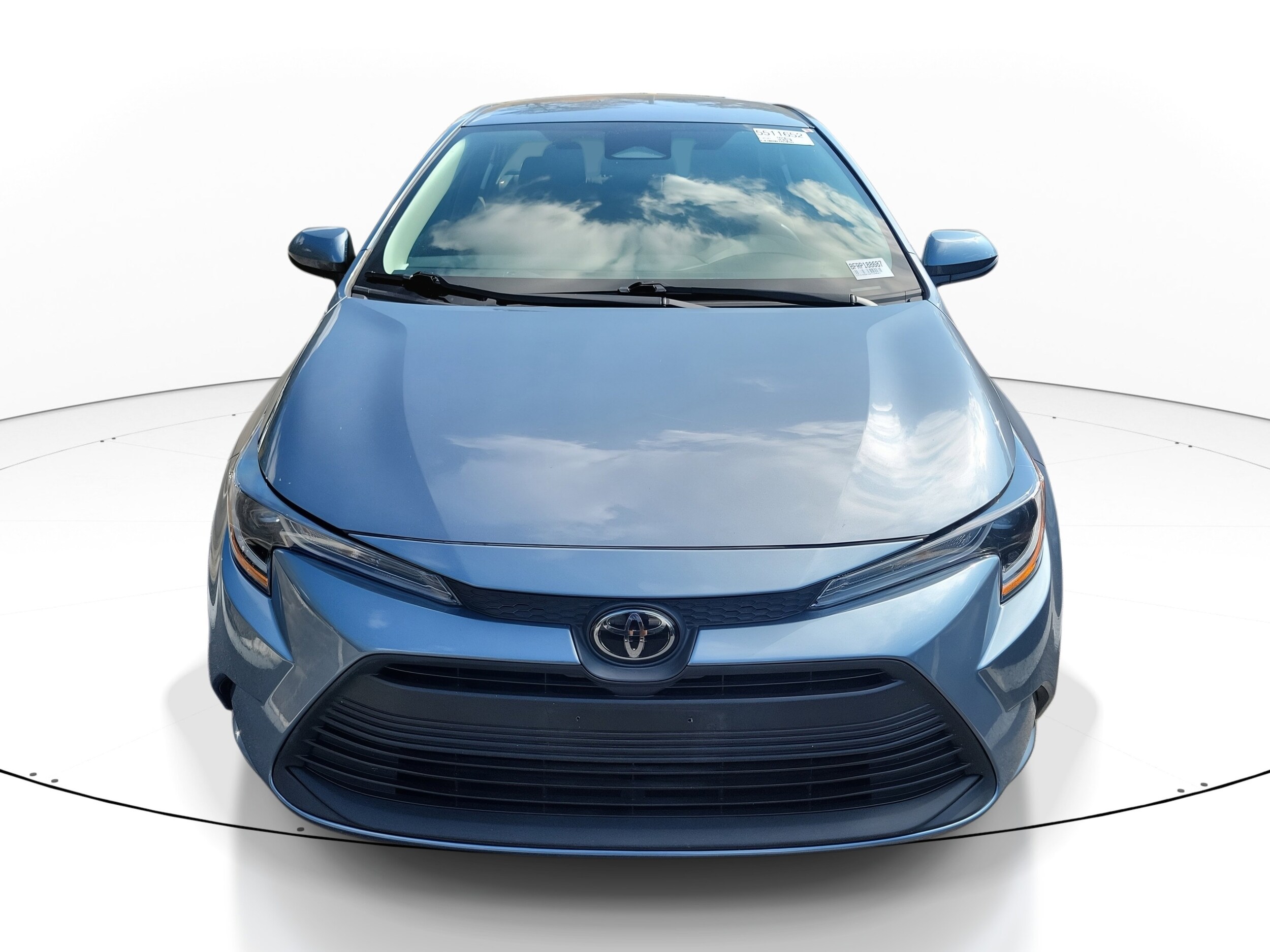 2024 Toyota Corolla LE photo 2
