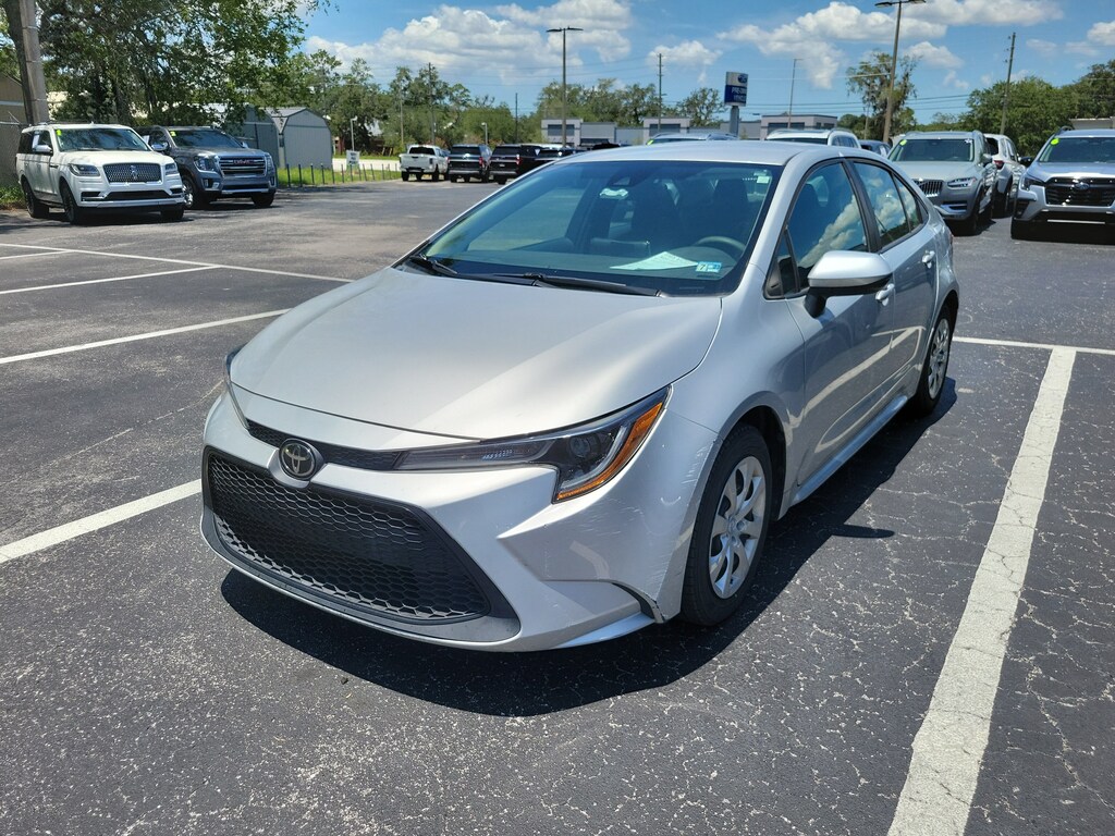 Used 2020 Toyota Corolla LE Sedan
