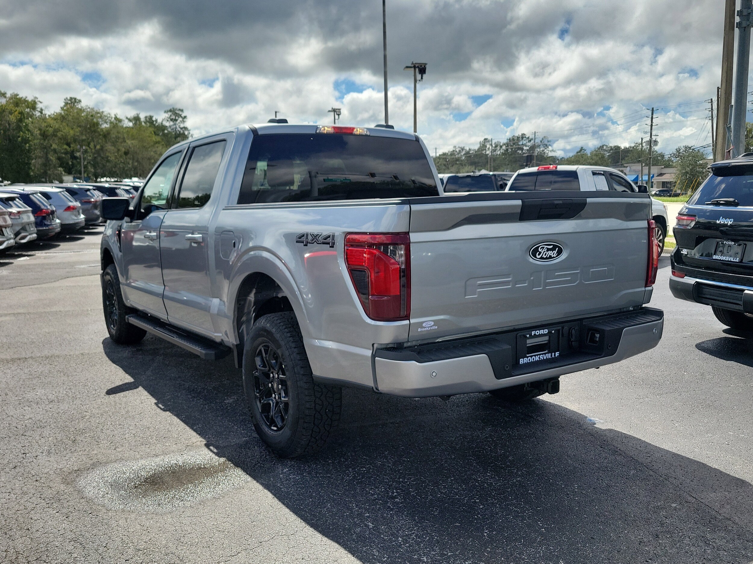 2025 Ford F-150 XLT photo 3