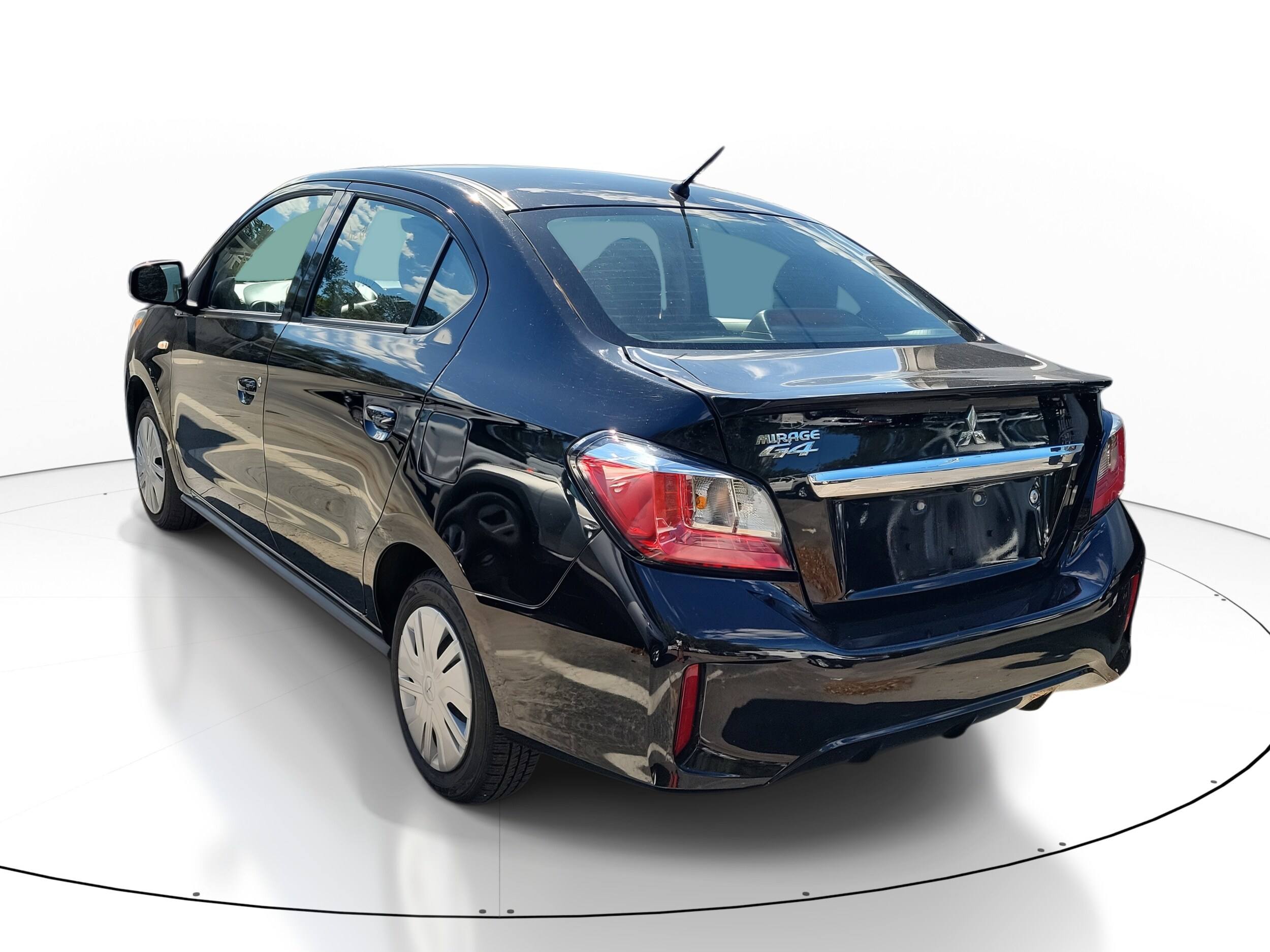 2024 Mitsubishi Mirage G4 ES photo 3