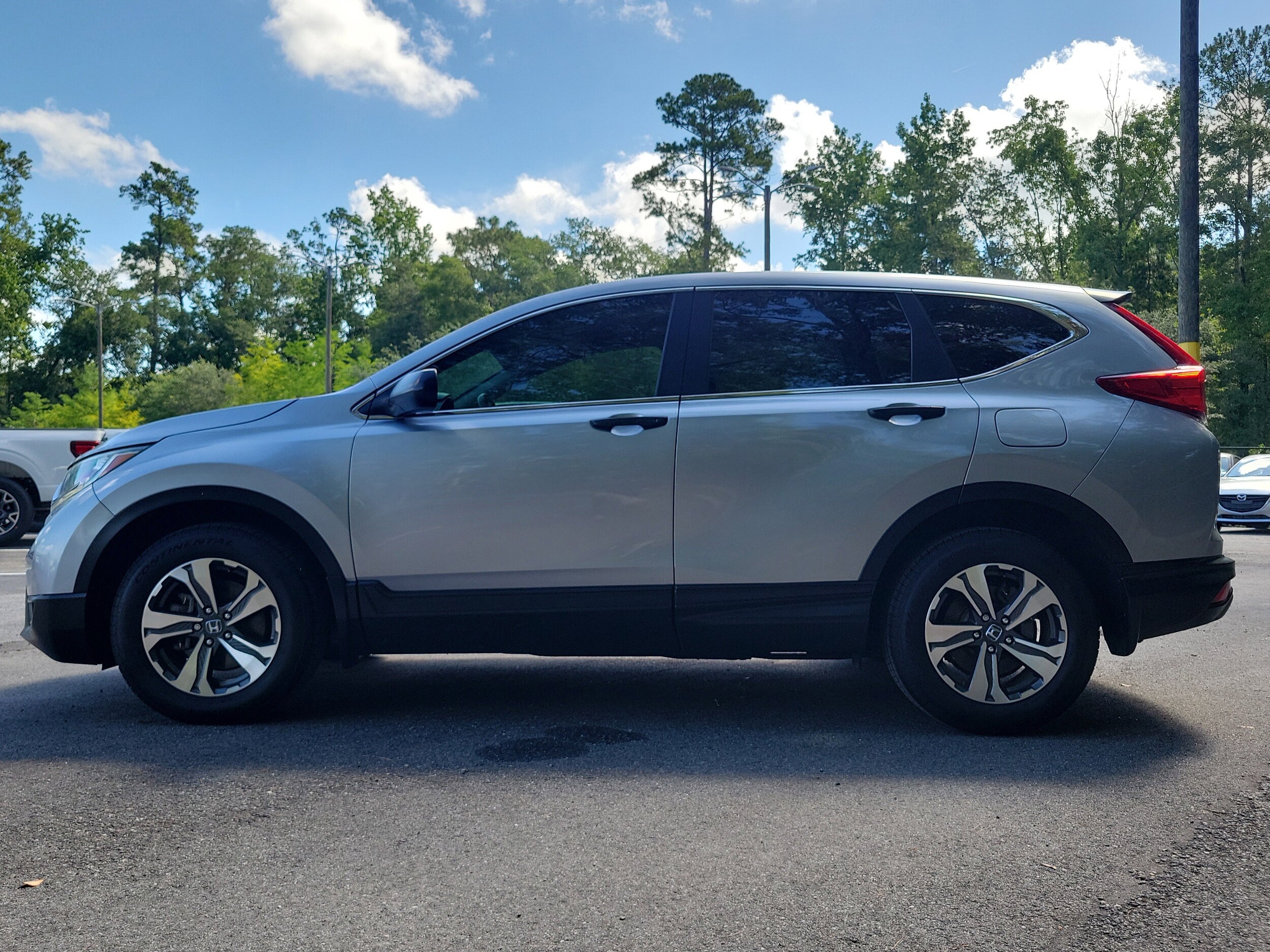 2019 Honda CR-V LX photo 2