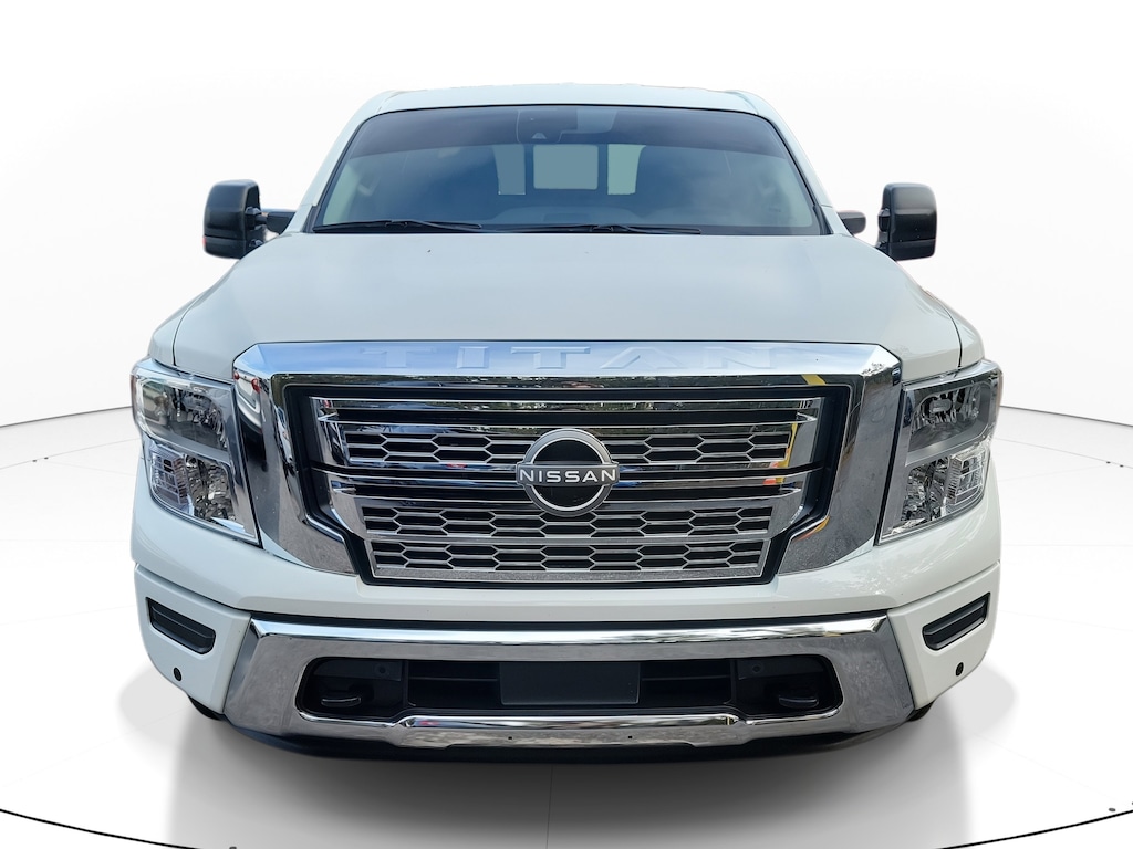 Used 2024 Nissan Titan SV Truck Crew Cab