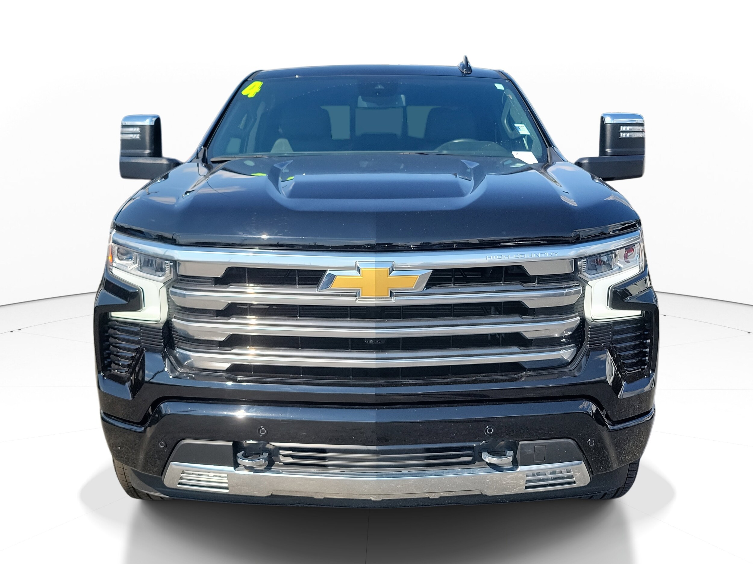 2024 Chevrolet Silverado 1500 High Country photo 2