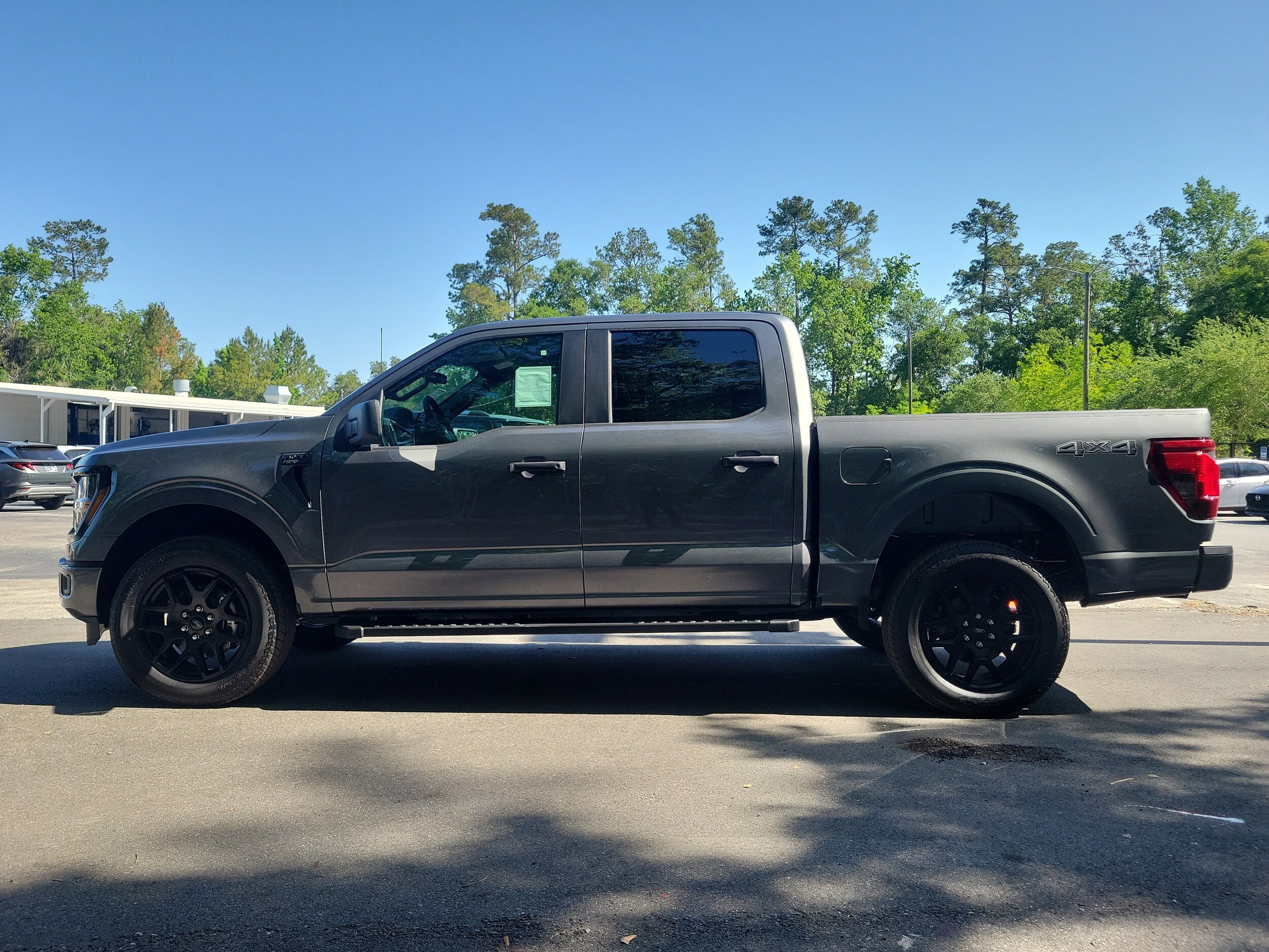 2025 Ford F-150 STX photo 4