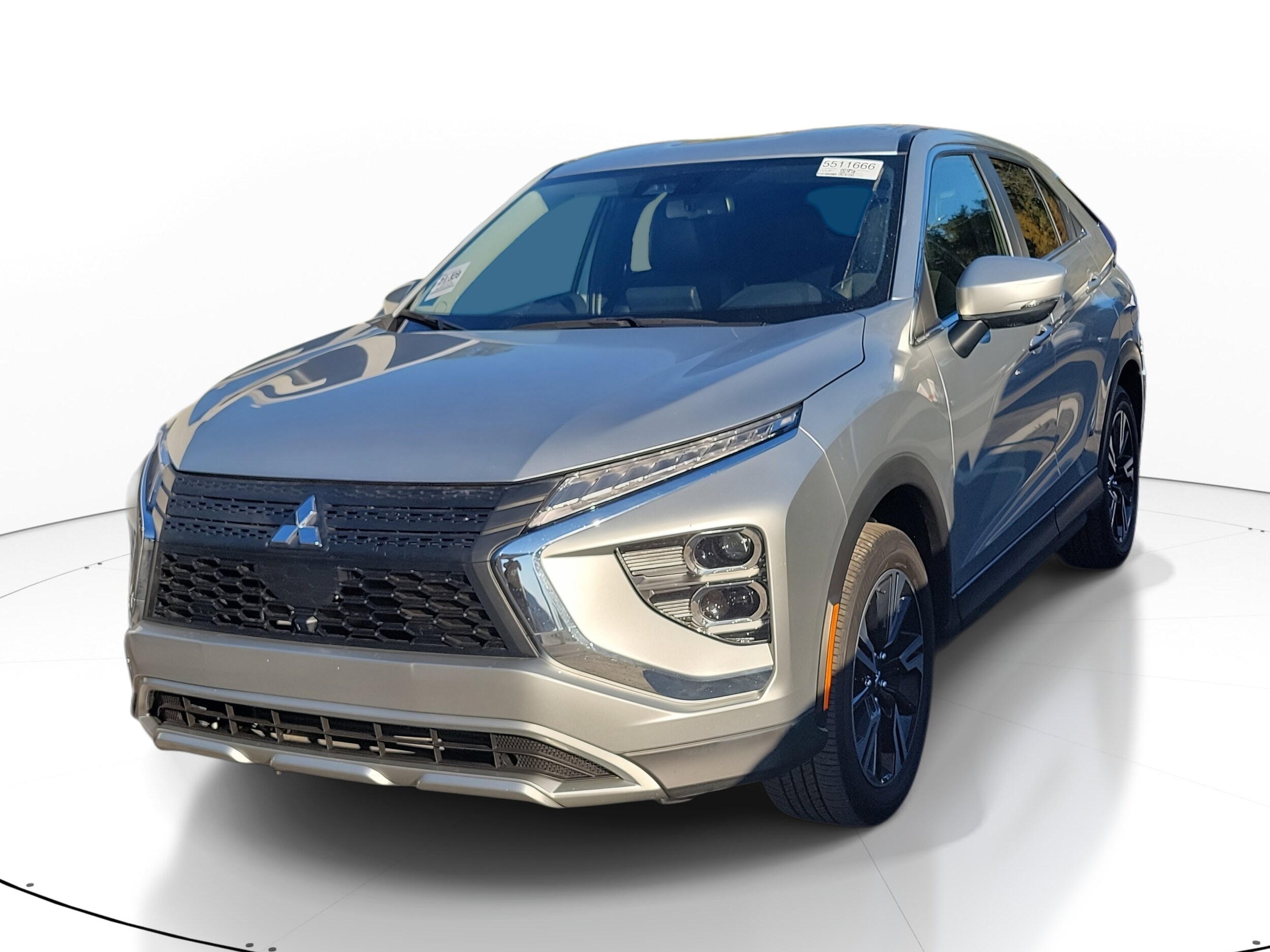 2024 Mitsubishi Eclipse Cross SEL photo 3