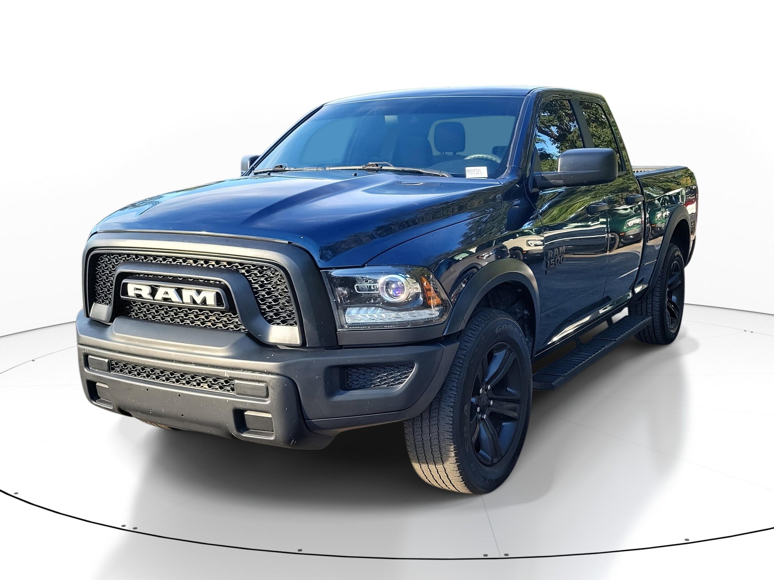 2022 Ram 1500 Classic Warlock photo 2