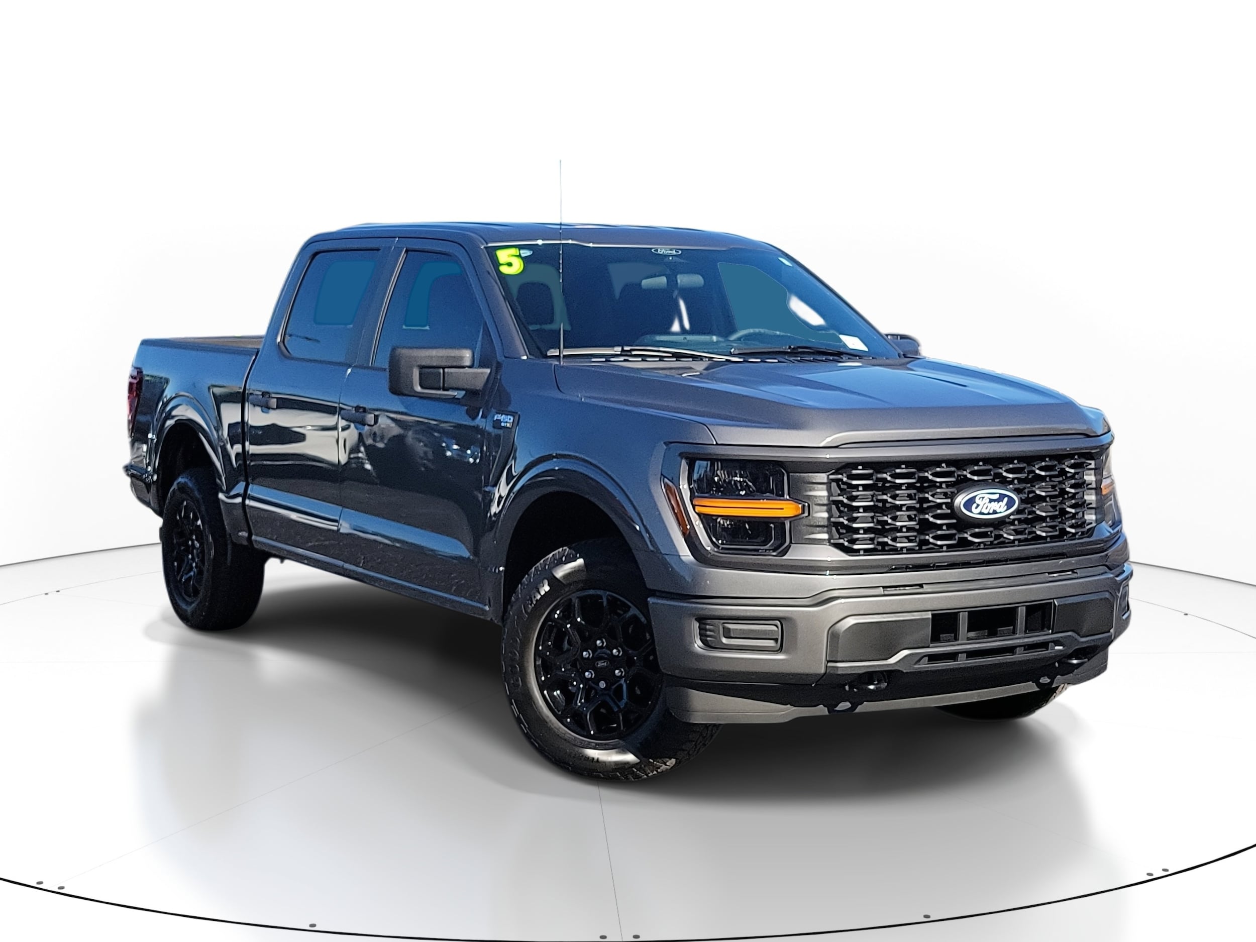 2025 Ford F-150 STX's photo
