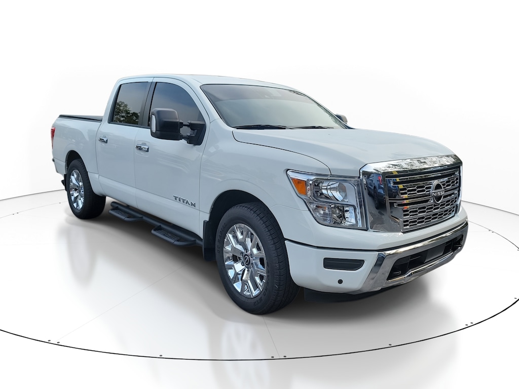 Used 2024 Nissan Titan SV Truck Crew Cab