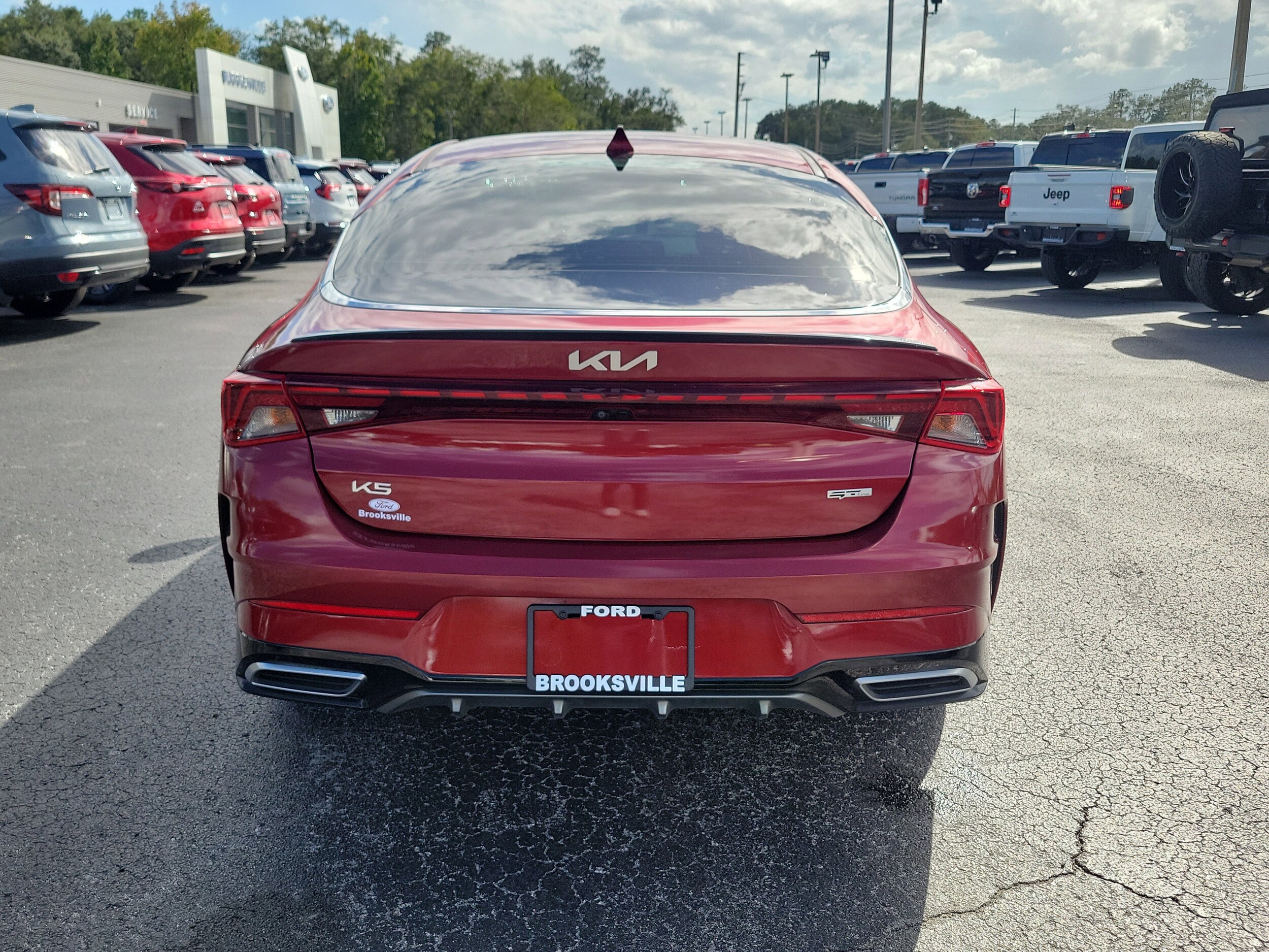 2024 Kia K5 GT-Line photo 2