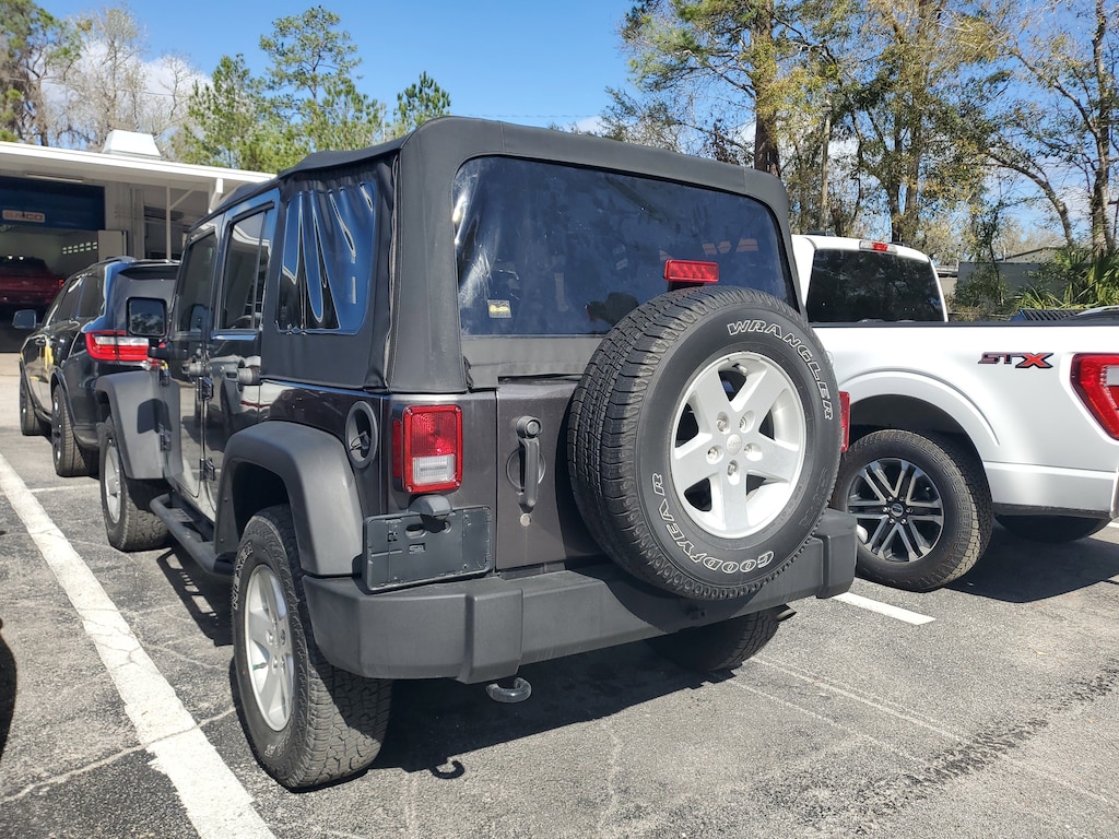 Used 2017 Jeep Wrangler JK Unlimited Sport SUV