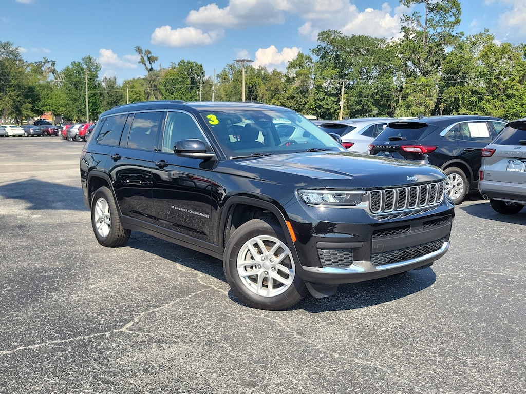 Used 2023 Jeep Grand Cherokee L Laredo SUV