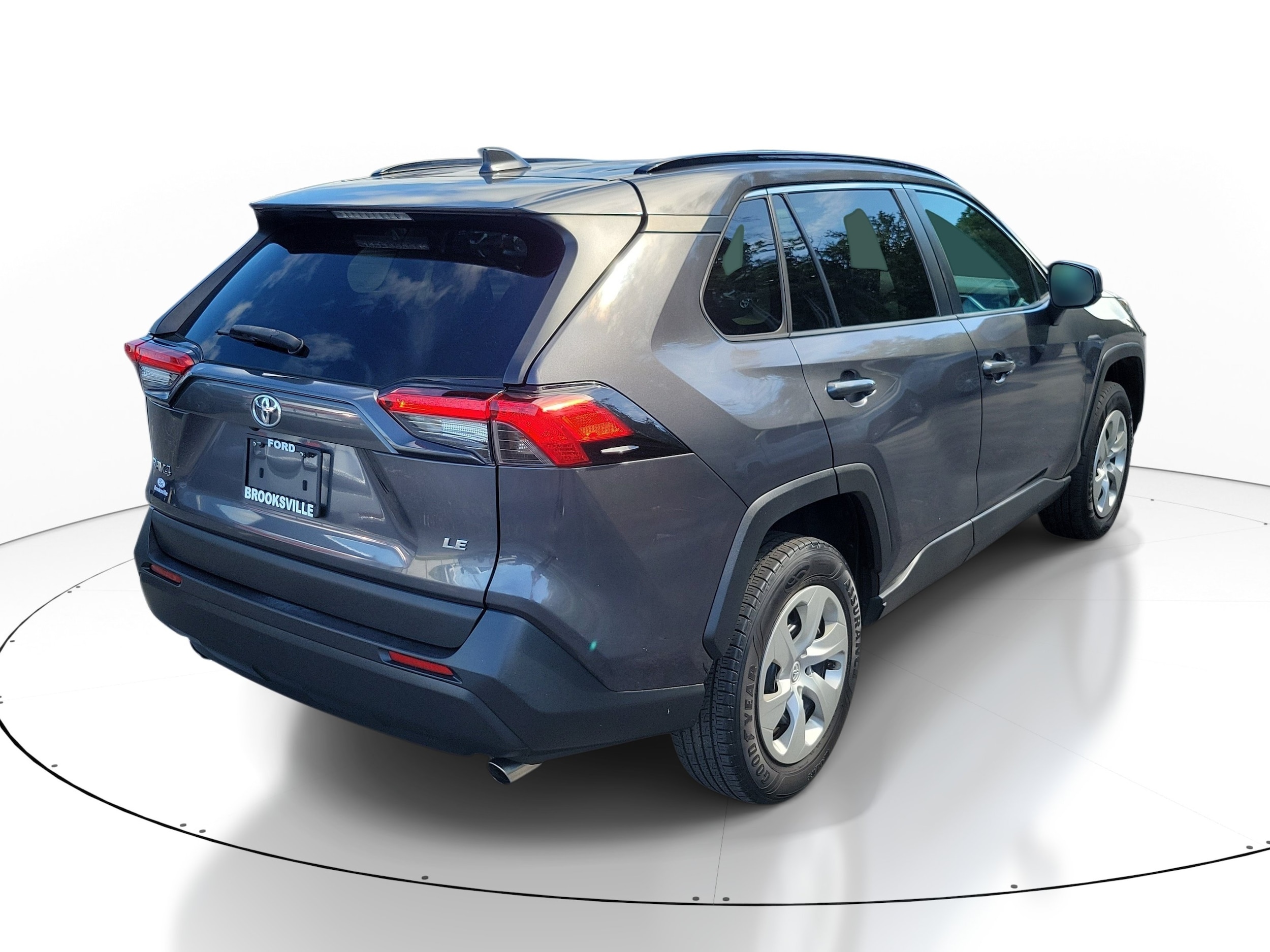 Used 2019 Toyota RAV4 LE with VIN 2T3H1RFV9KW044455 for sale in Brooksville, FL