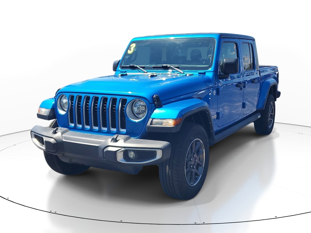 Used 2023 Jeep Gladiator Overland Truck Crew Cab