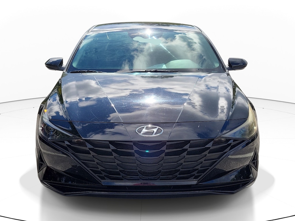 Used 2023 Hyundai Elantra SEL Sedan