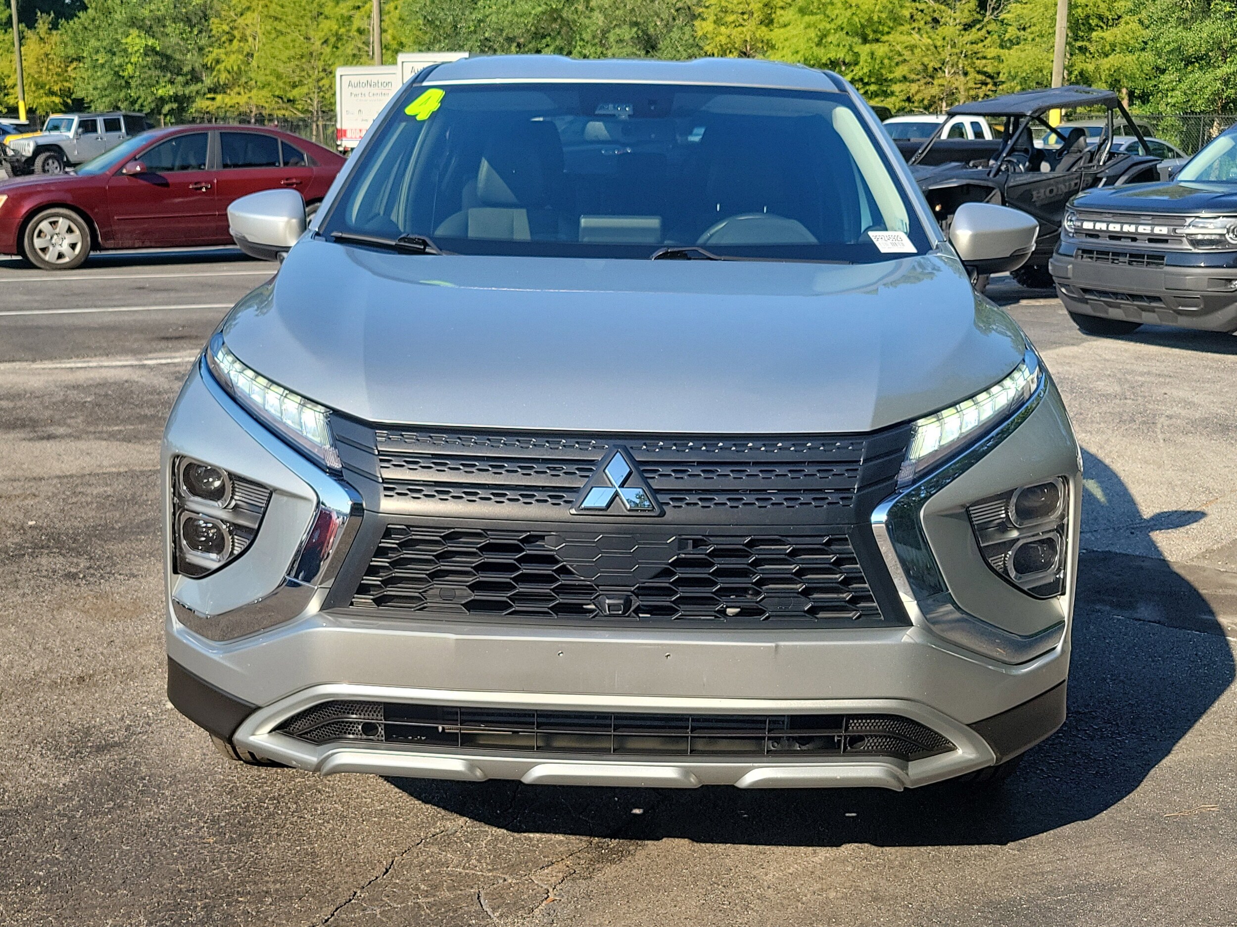 2024 Mitsubishi Eclipse Cross SEL photo 2