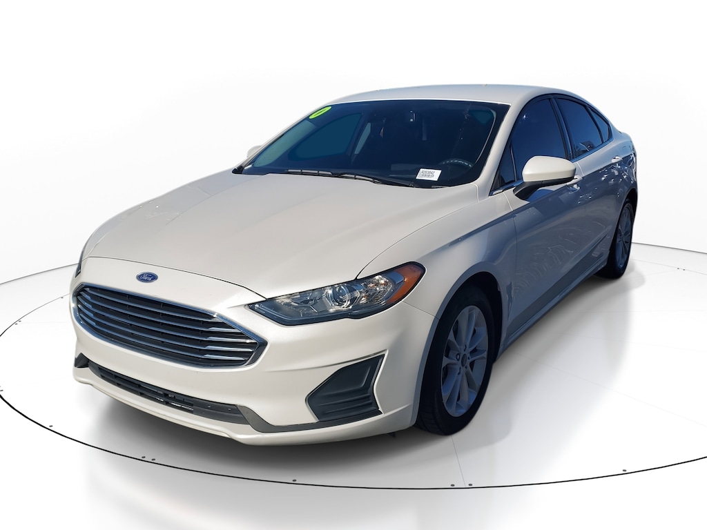 Used 2020 Ford Fusion Hybrid SE Sedan