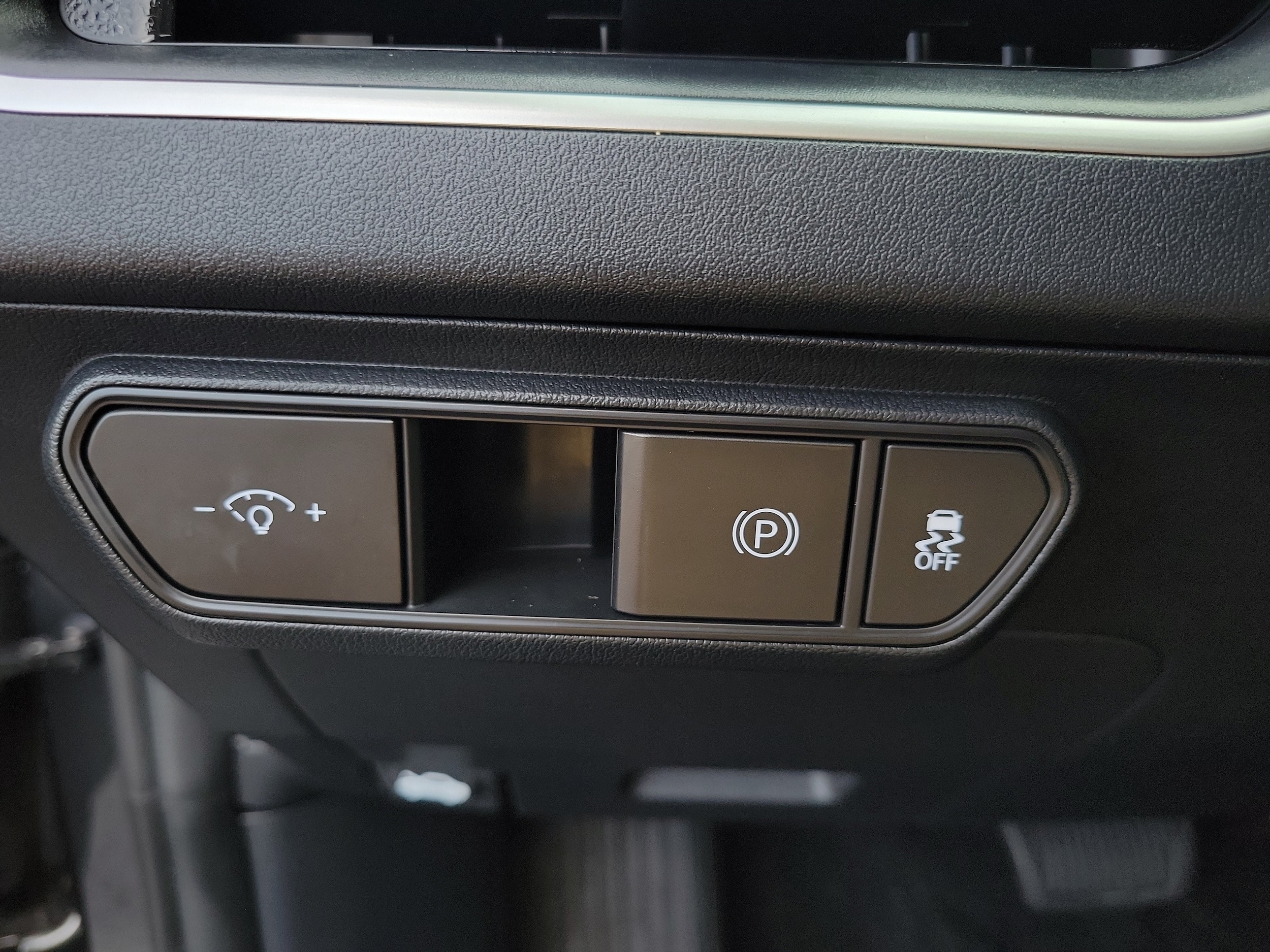 2025 Kia K4 LXS - Photo 27