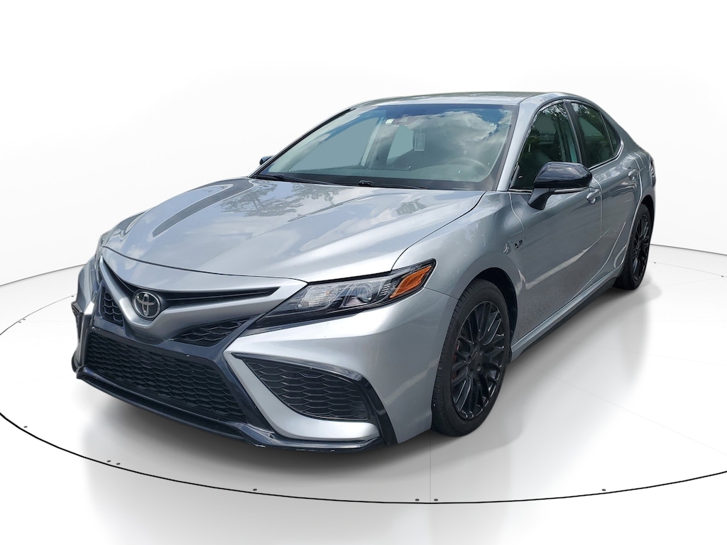 Used 2024 Toyota Camry SE Sedan