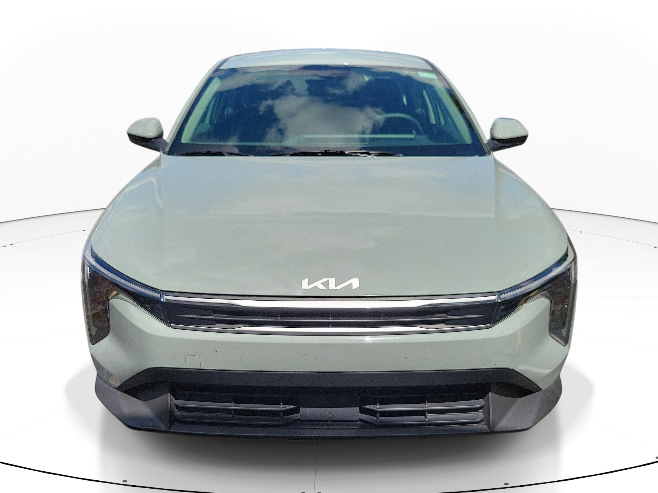 Used 2025 Kia K4 LXS with VIN 3KPFT4DE8SE059385 for sale in Brooksville, FL