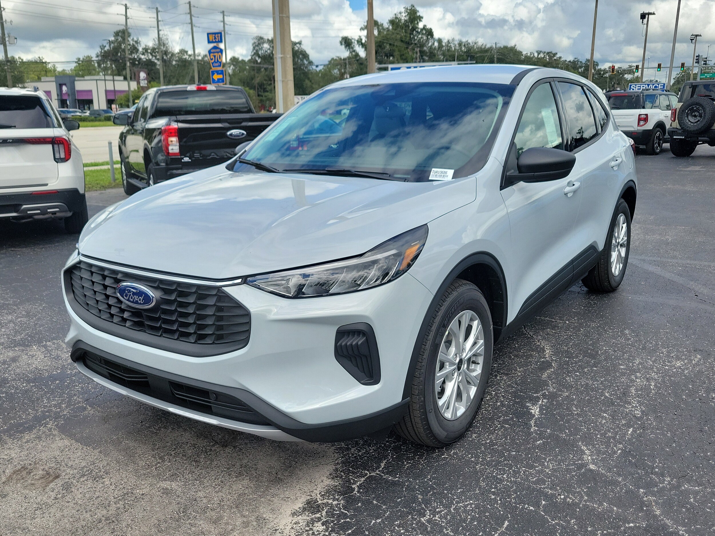 2026 Ford Escape Active photo 3