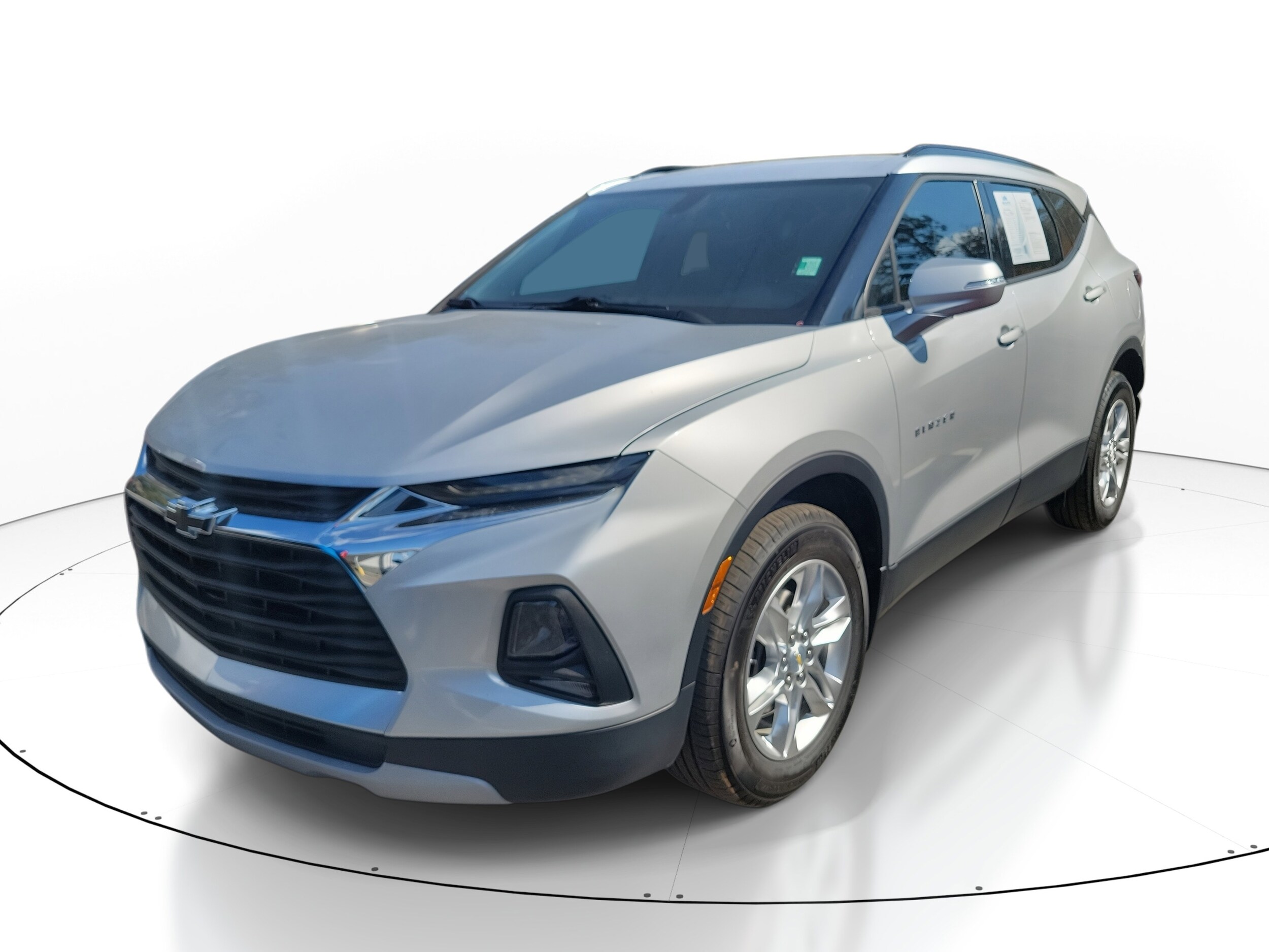 2019 Chevrolet Blazer 2LT photo 2