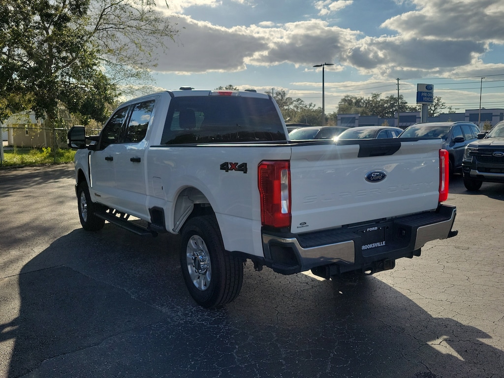 Used 2024 Ford F-250 XLT Truck Crew Cab