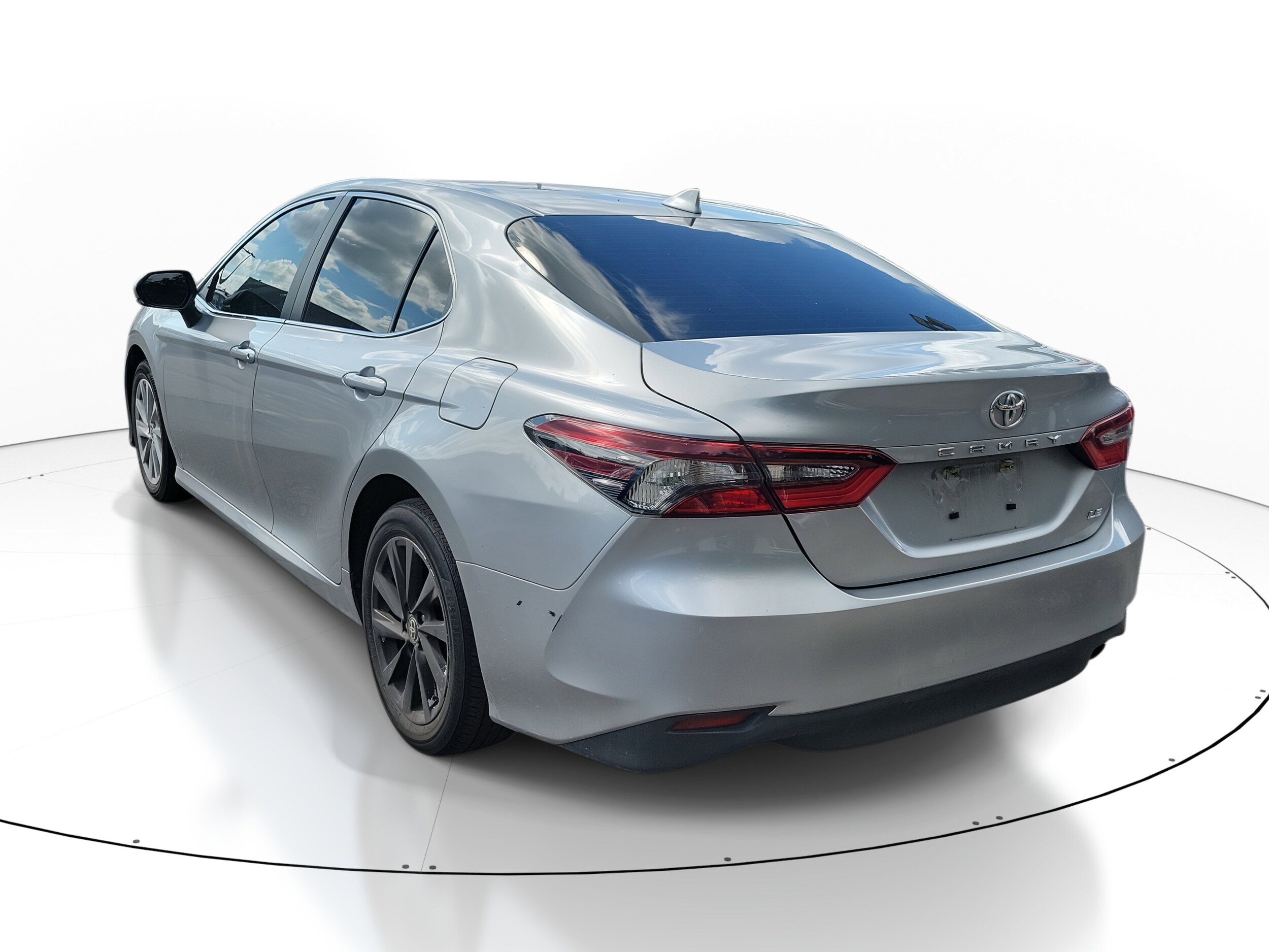 2024 Toyota Camry LE photo 4