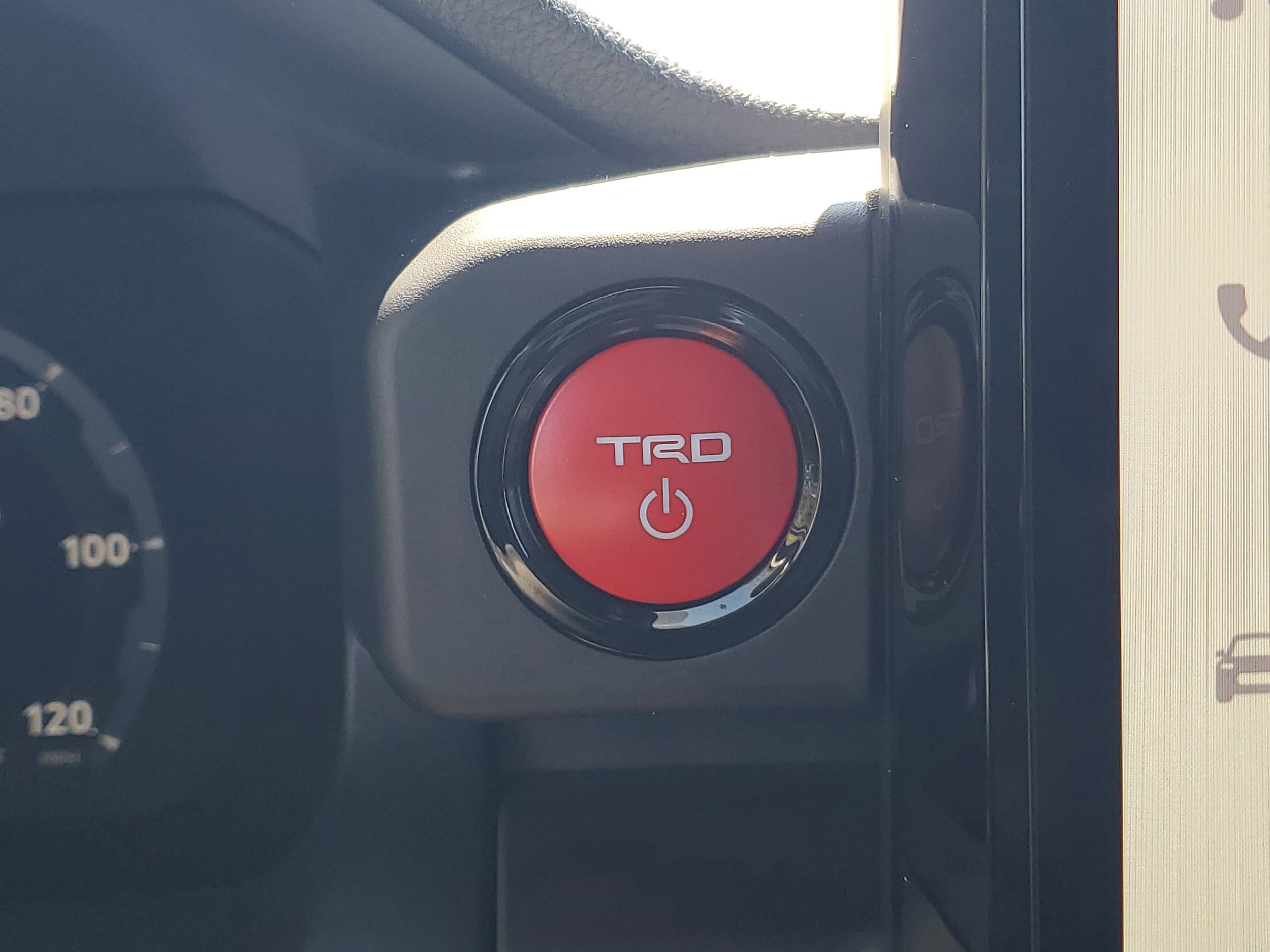 2025 Toyota Tacoma TRD Off Road - Photo 14