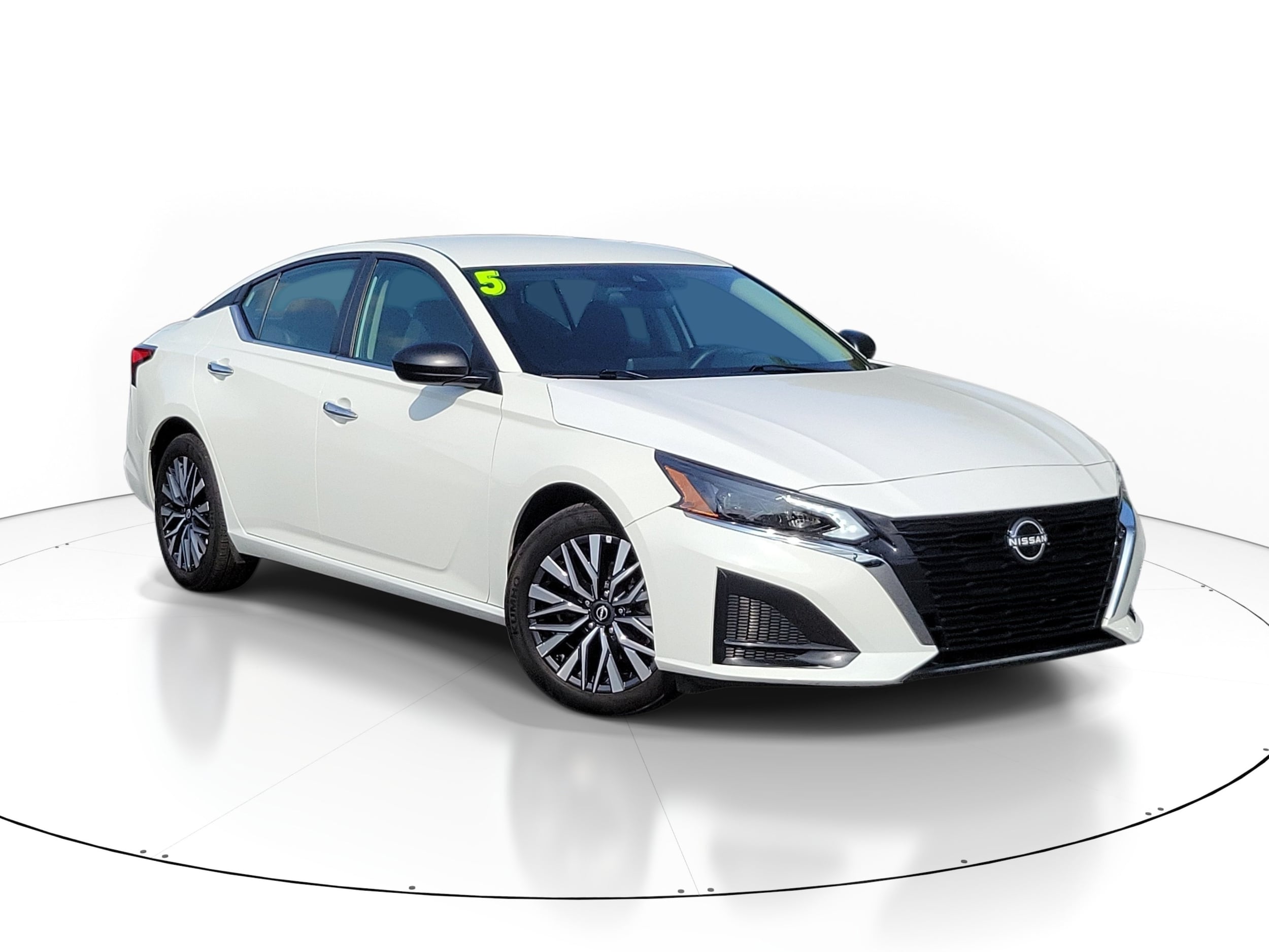 2025 Nissan Altima