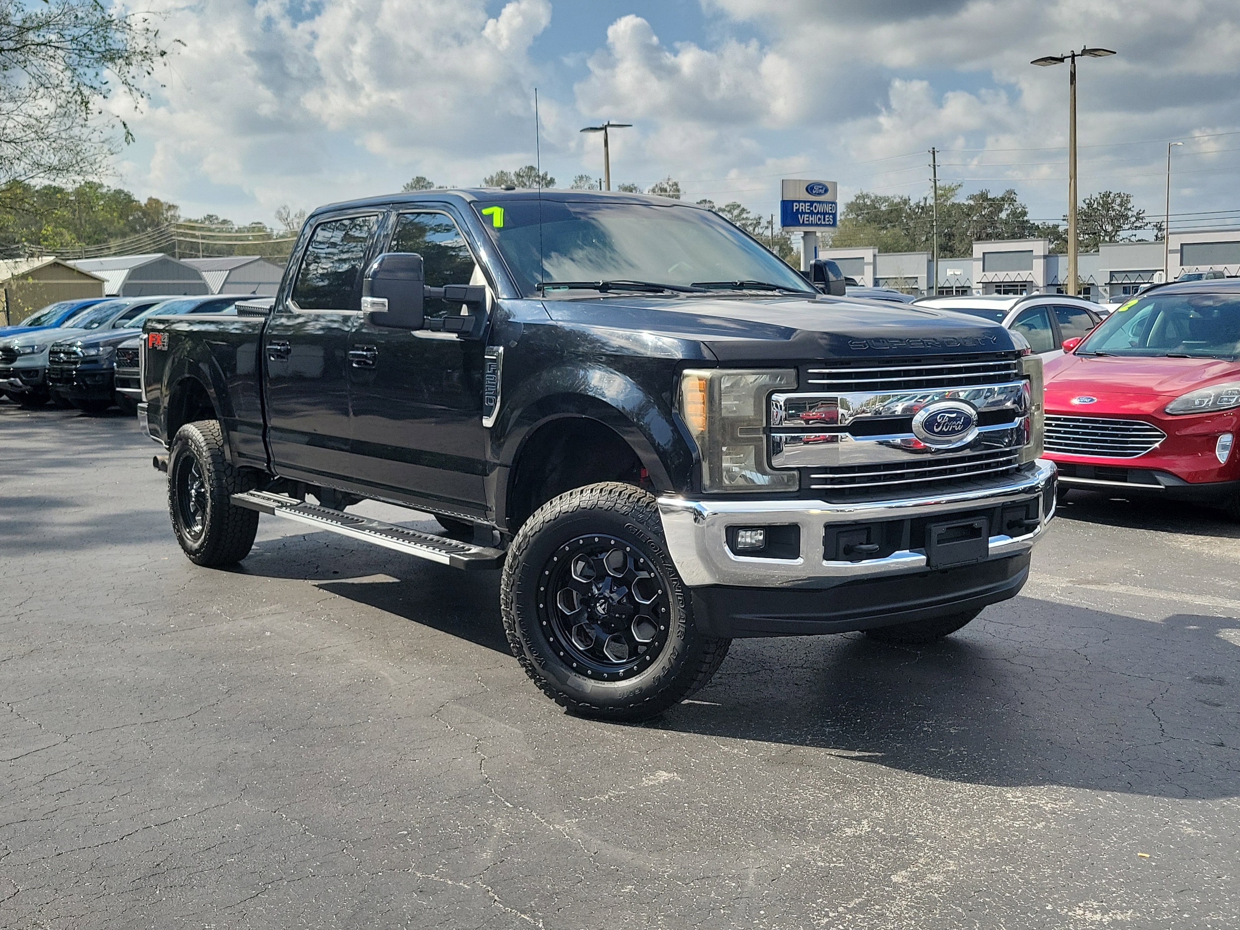 2017 Ford F-250 Truck Crew Cab 