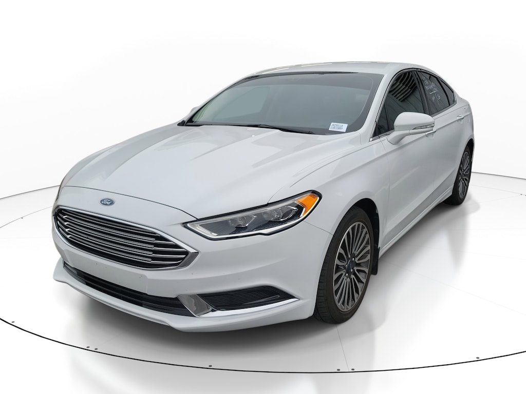 Used 2018 Ford Fusion SE Sedan