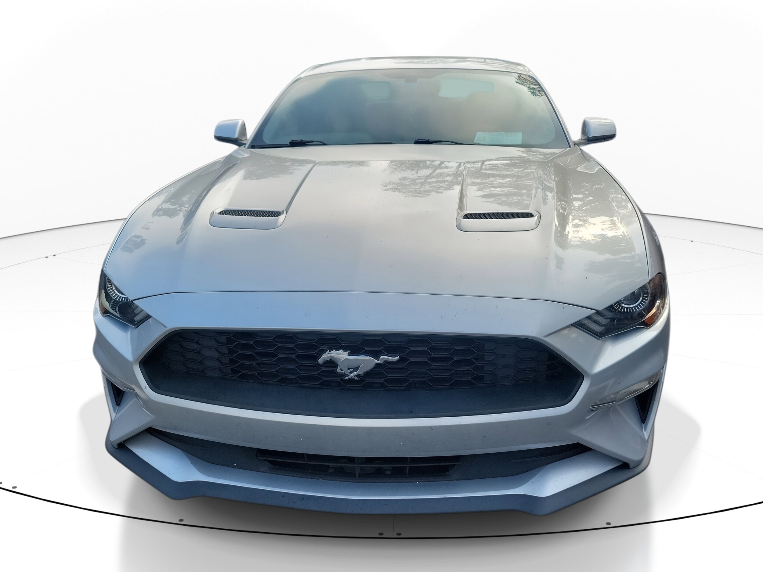 2018 Ford Mustang EcoBoost photo 2