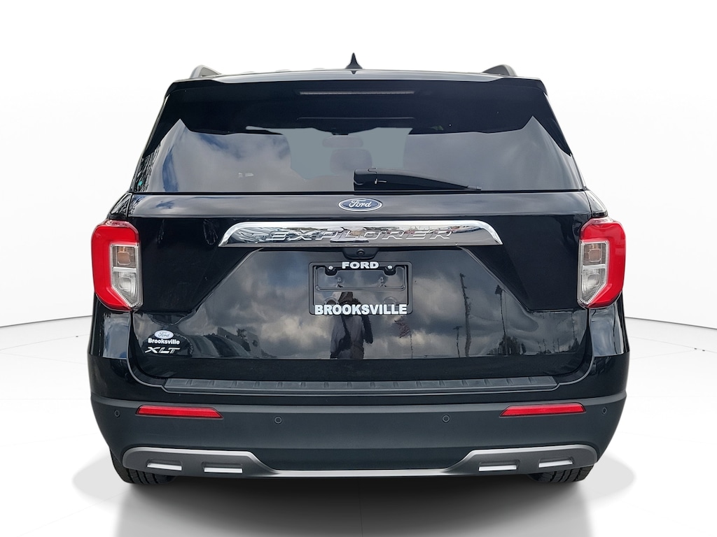 Used 2024 Ford Explorer XLT SUV