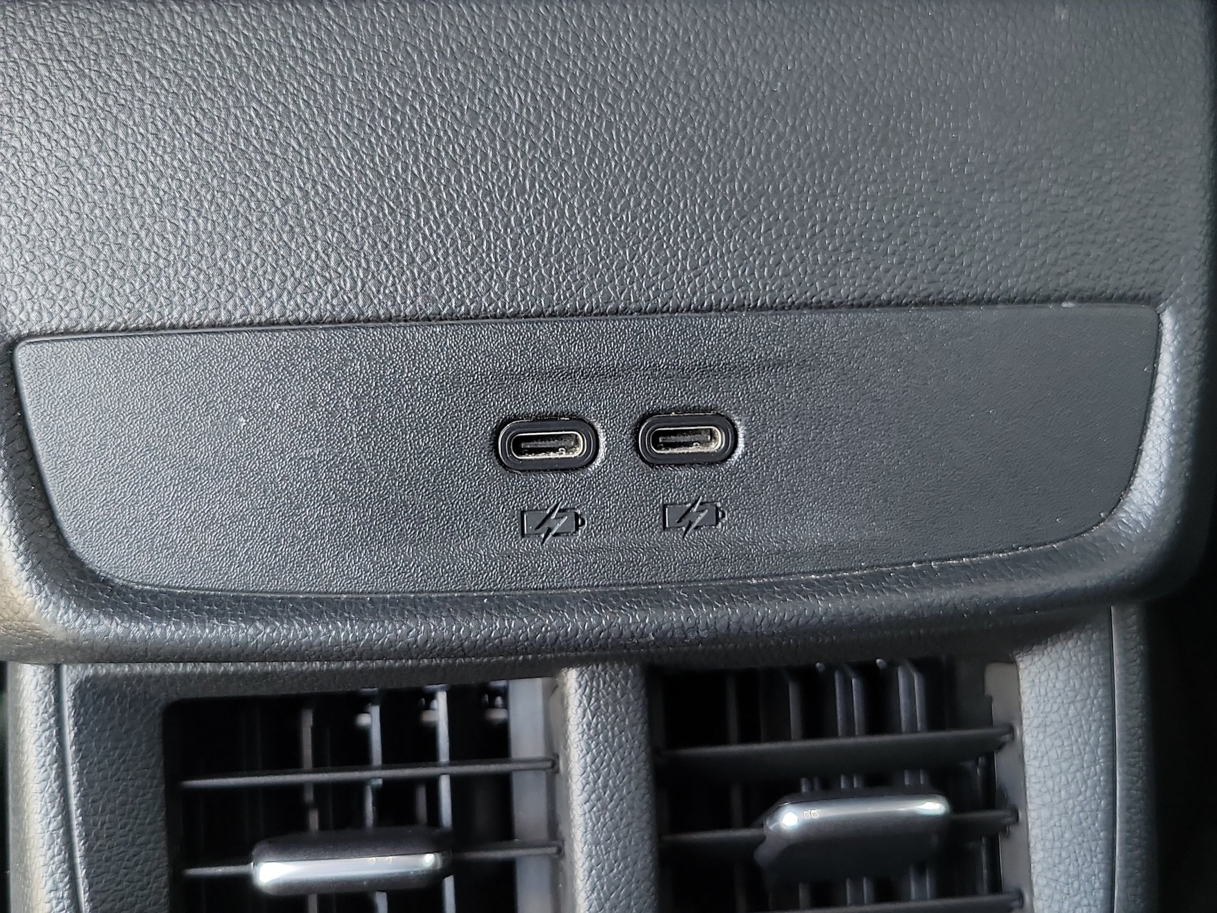 2025 Chevrolet Equinox LT - Photo 17